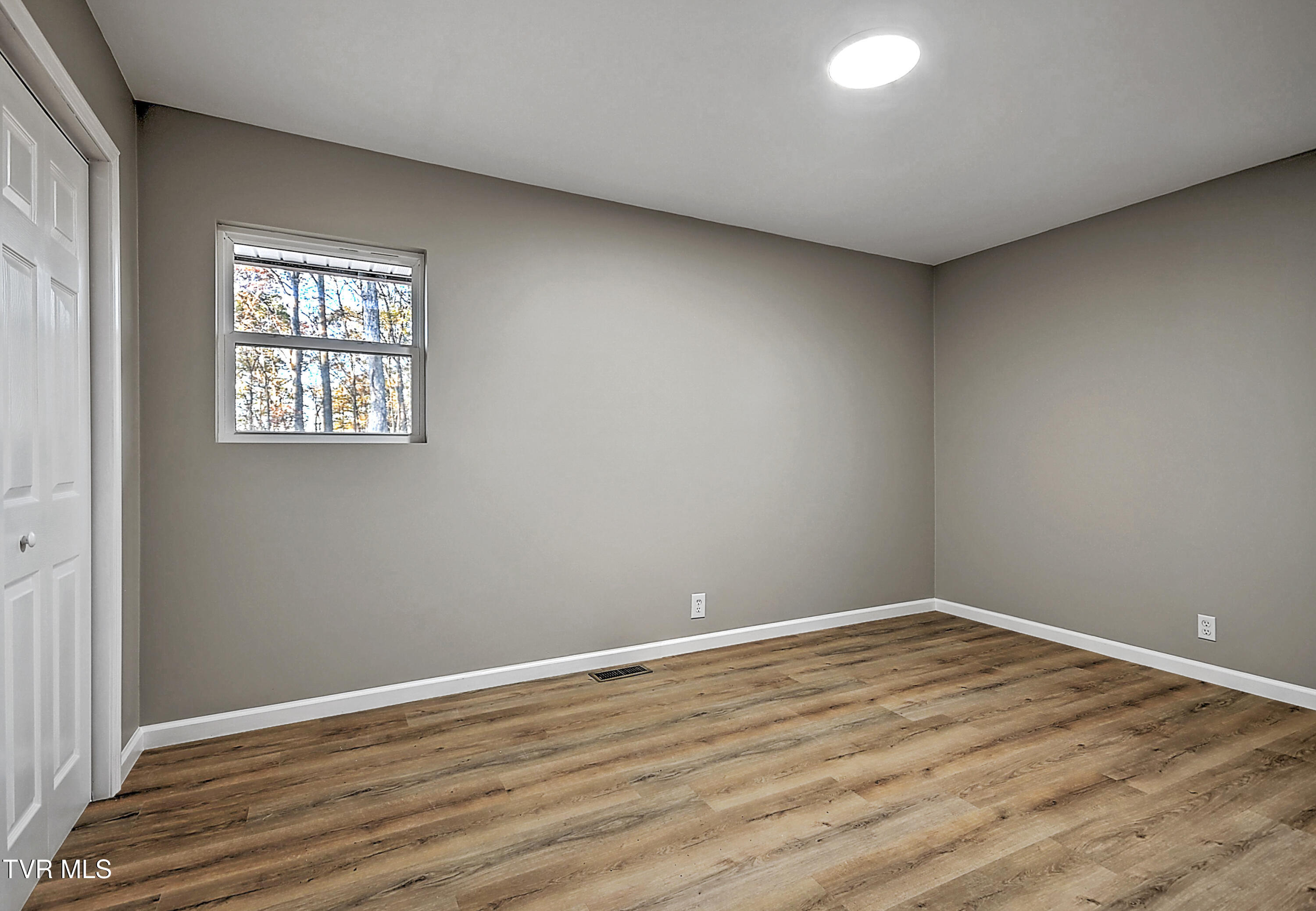 411 Spring Valley Circle