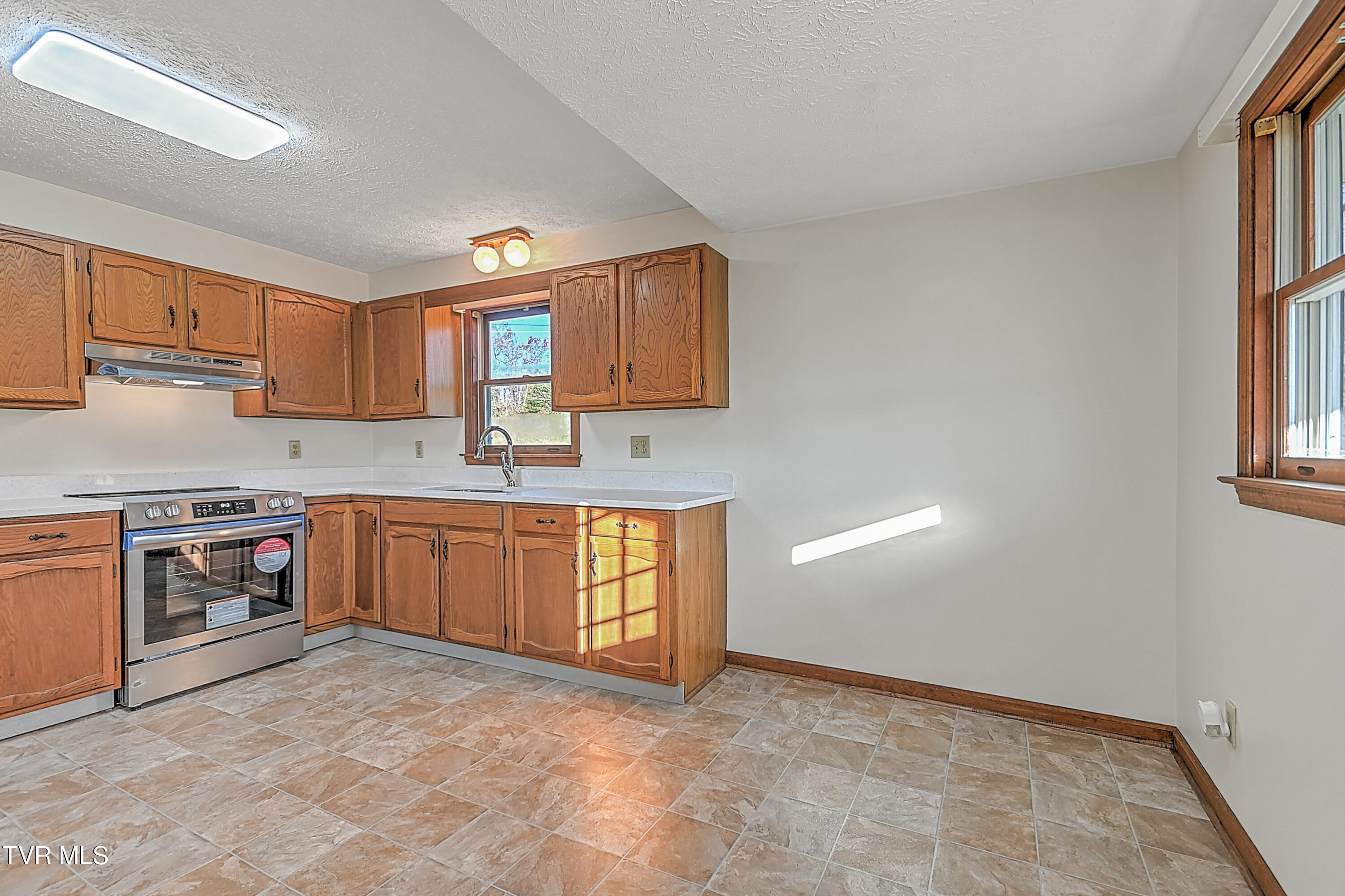 124 Harrington Hollow Road