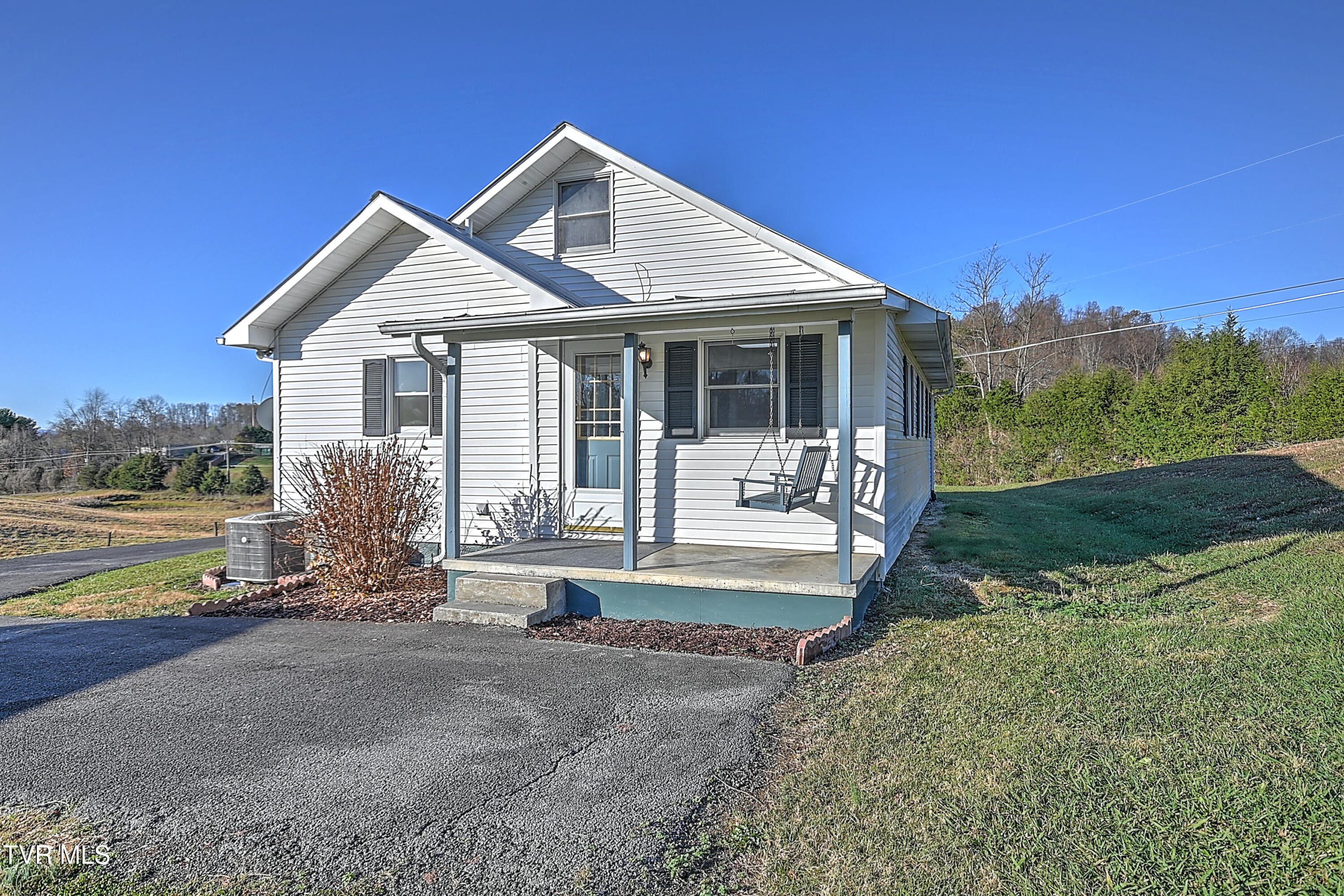 124 Harrington Hollow Road