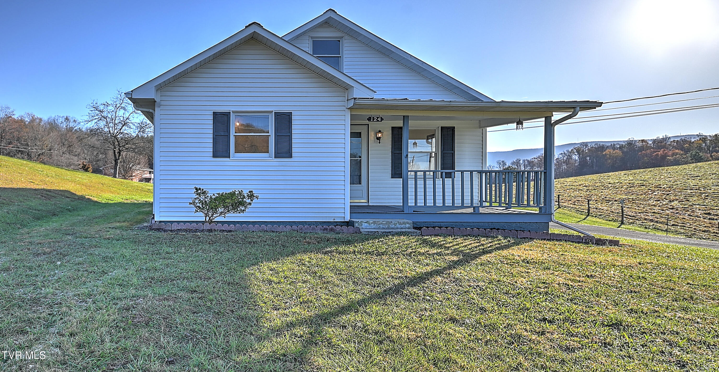124 Harrington Hollow Road