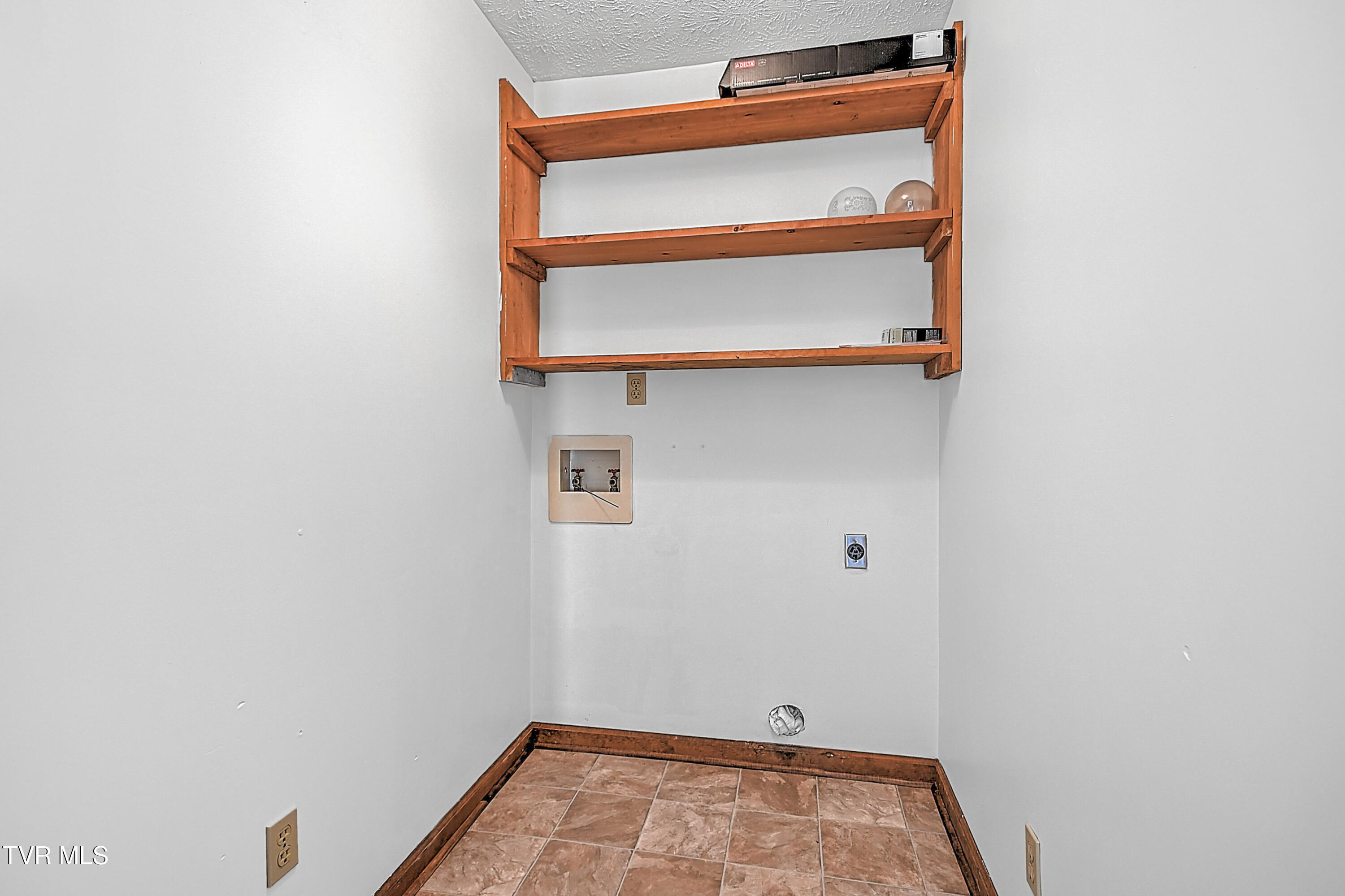 124 Harrington Hollow Road