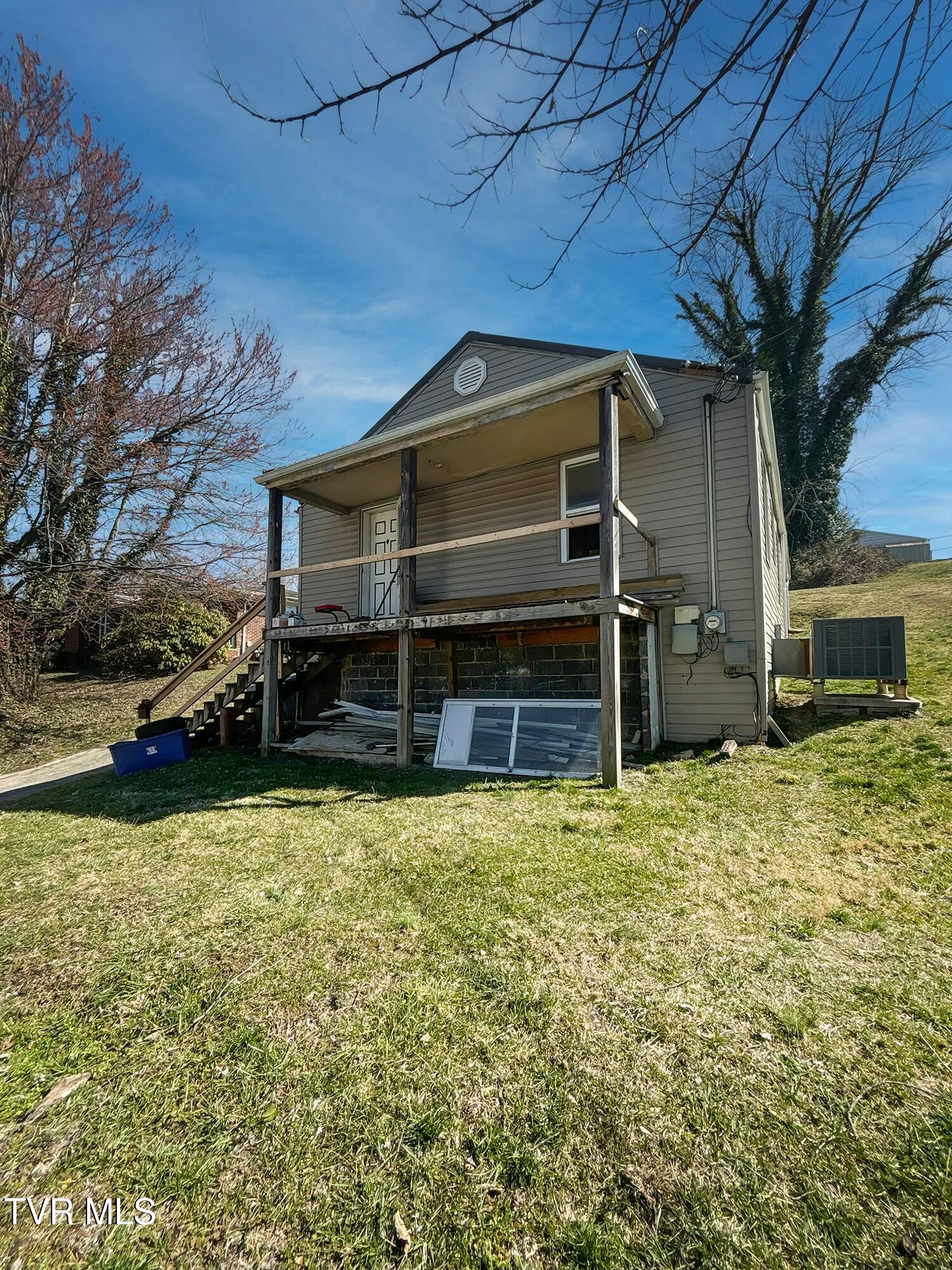 1503 6th Street Extension