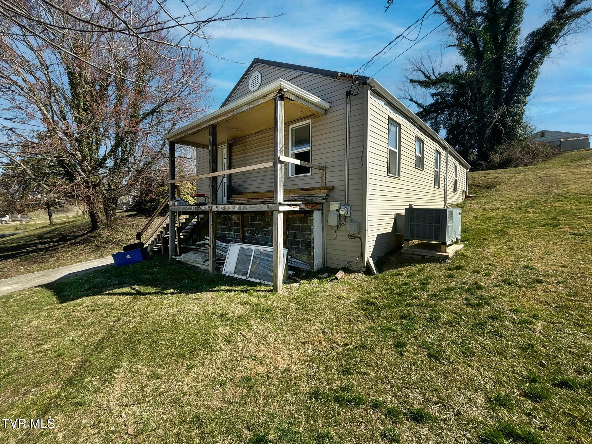 1503 6th Street Extension