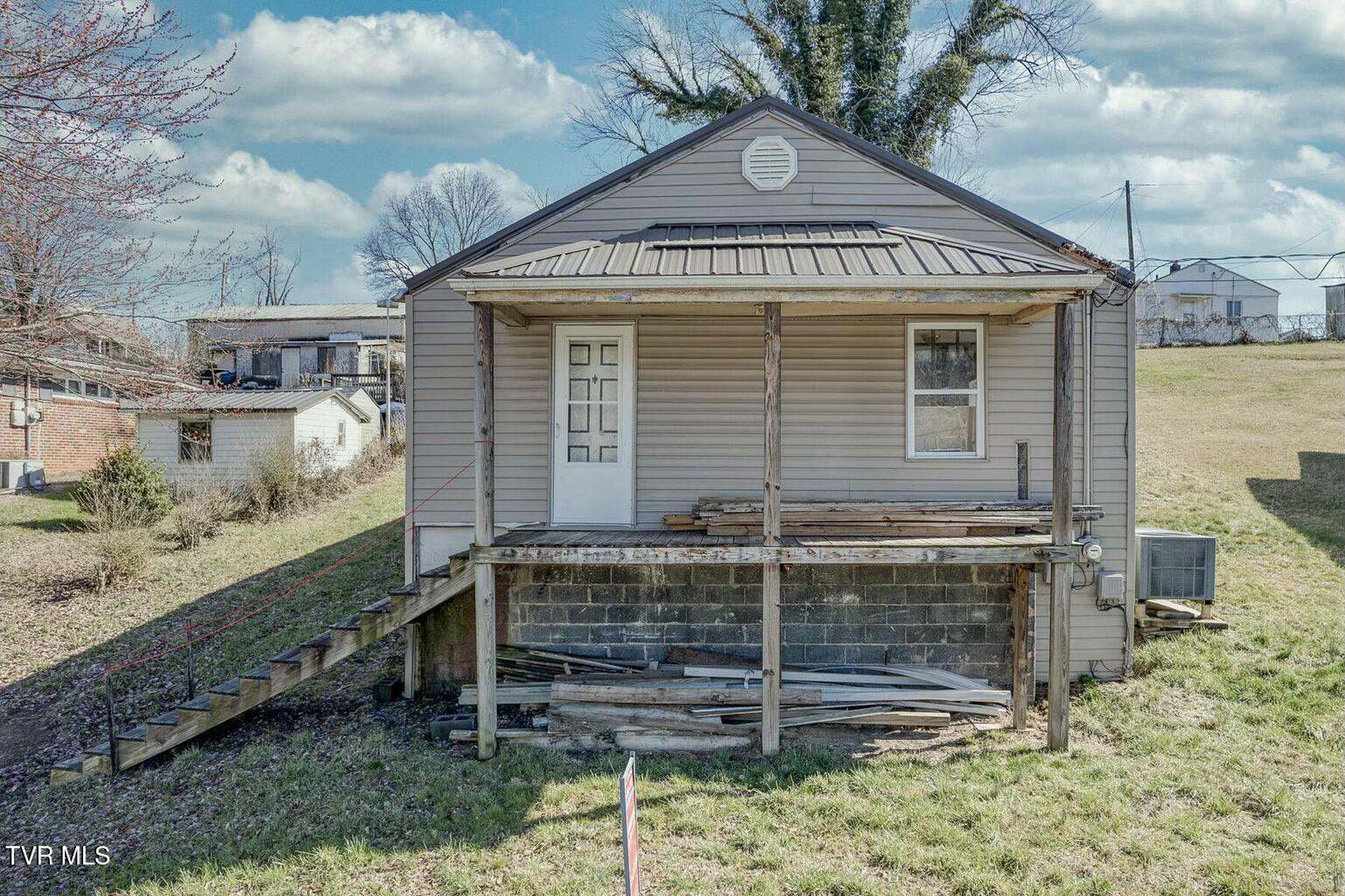 1503 6th Street Extension