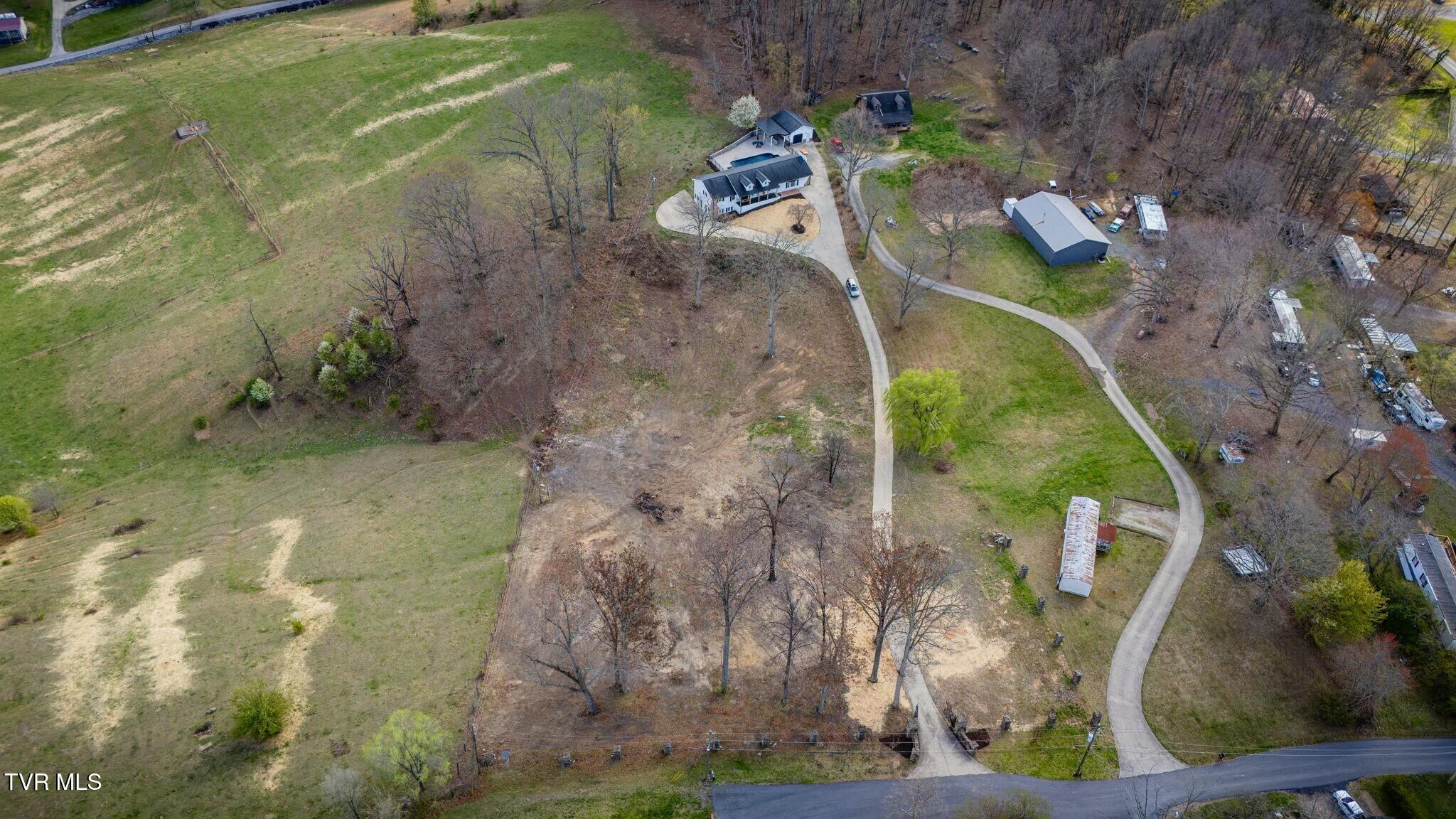1120 Kinzer Lane