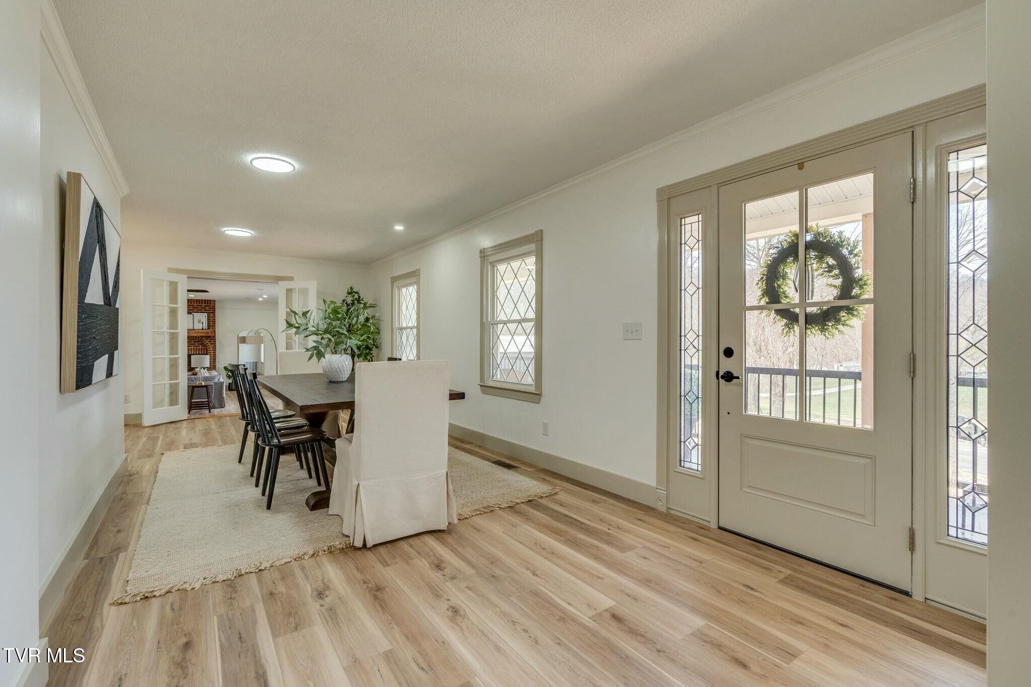 1120 Kinzer Lane
