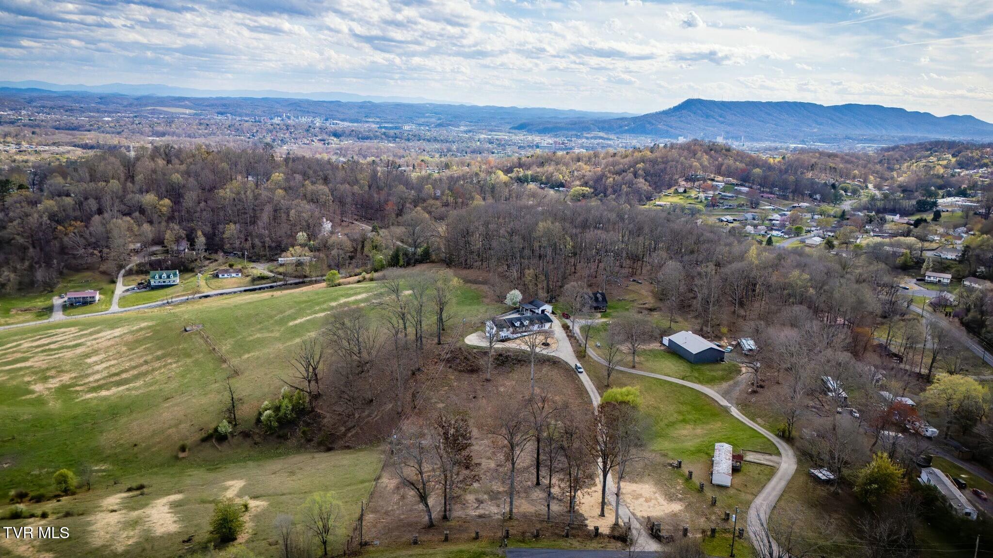 1120 Kinzer Lane
