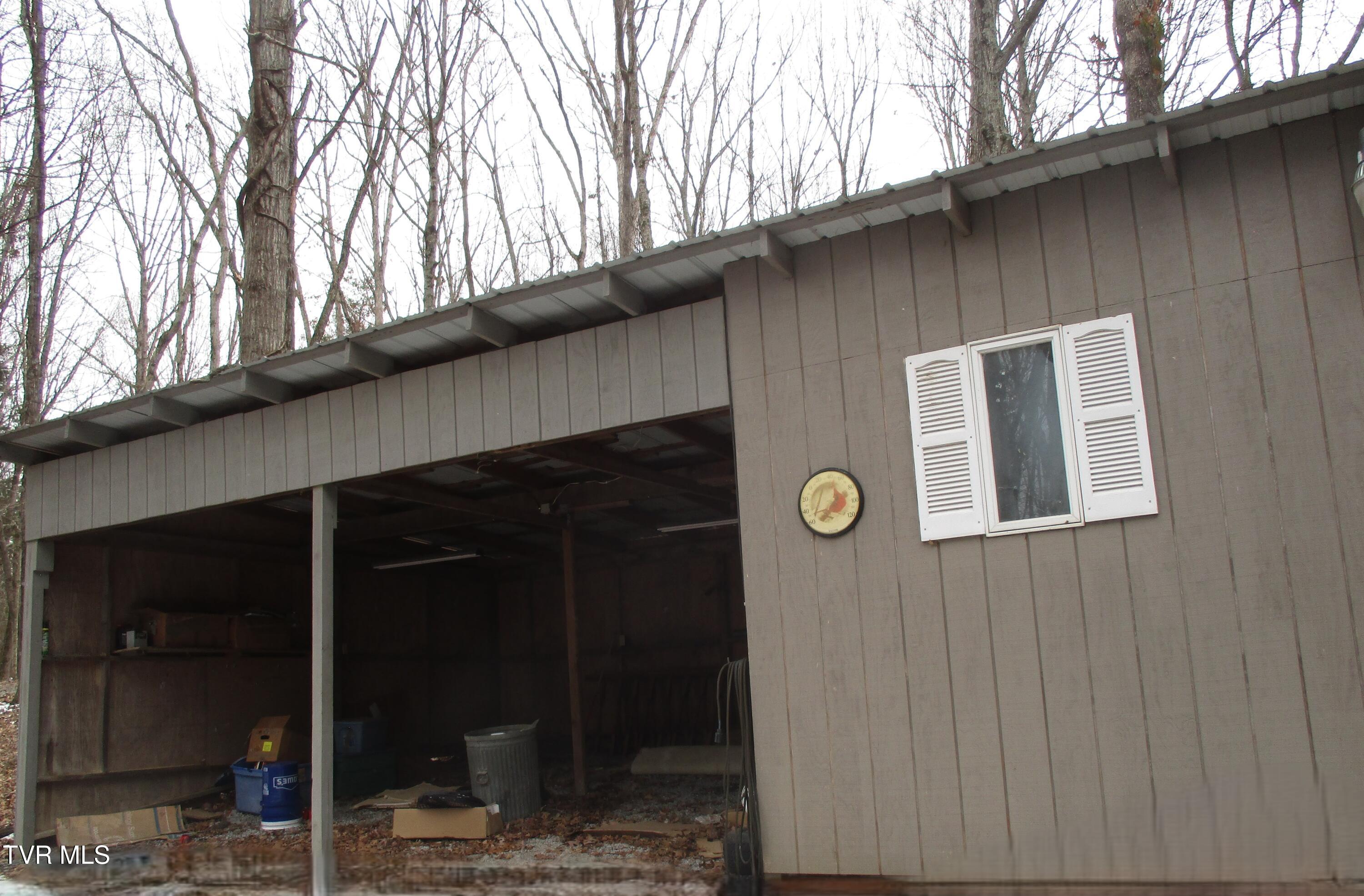 145 Rock City Road