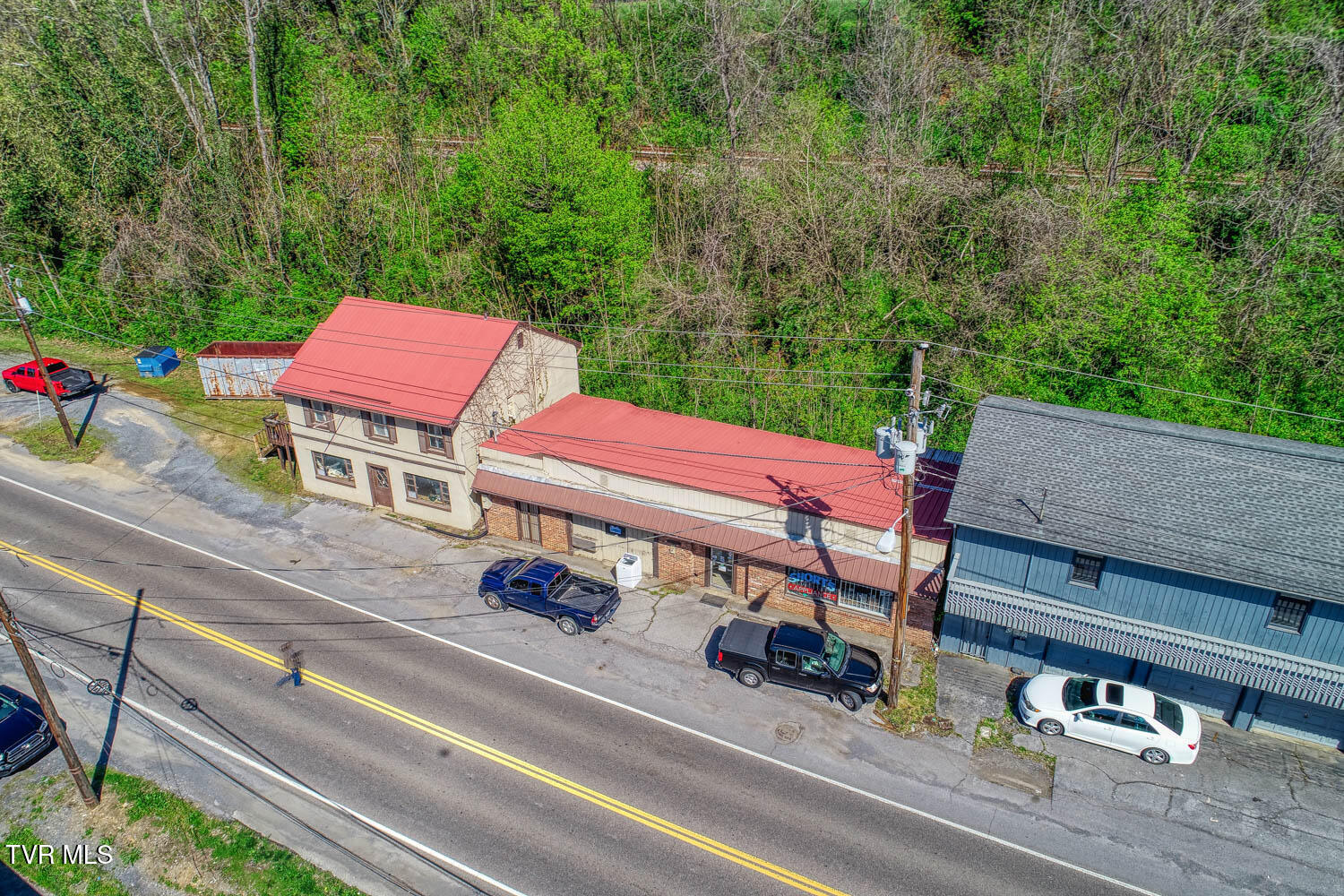 1824&1828 Netherland Inn Road
