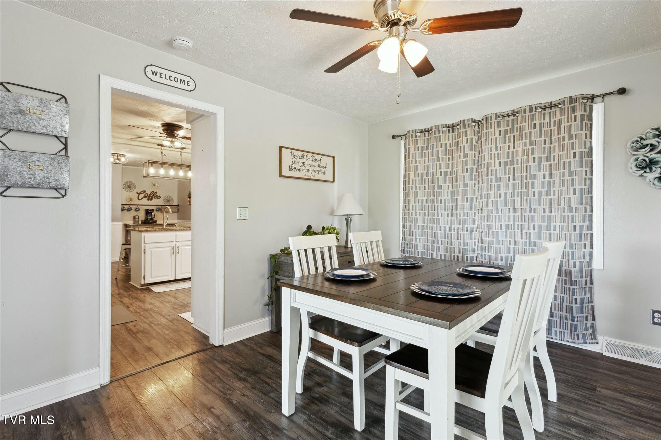 128 Harwood Road