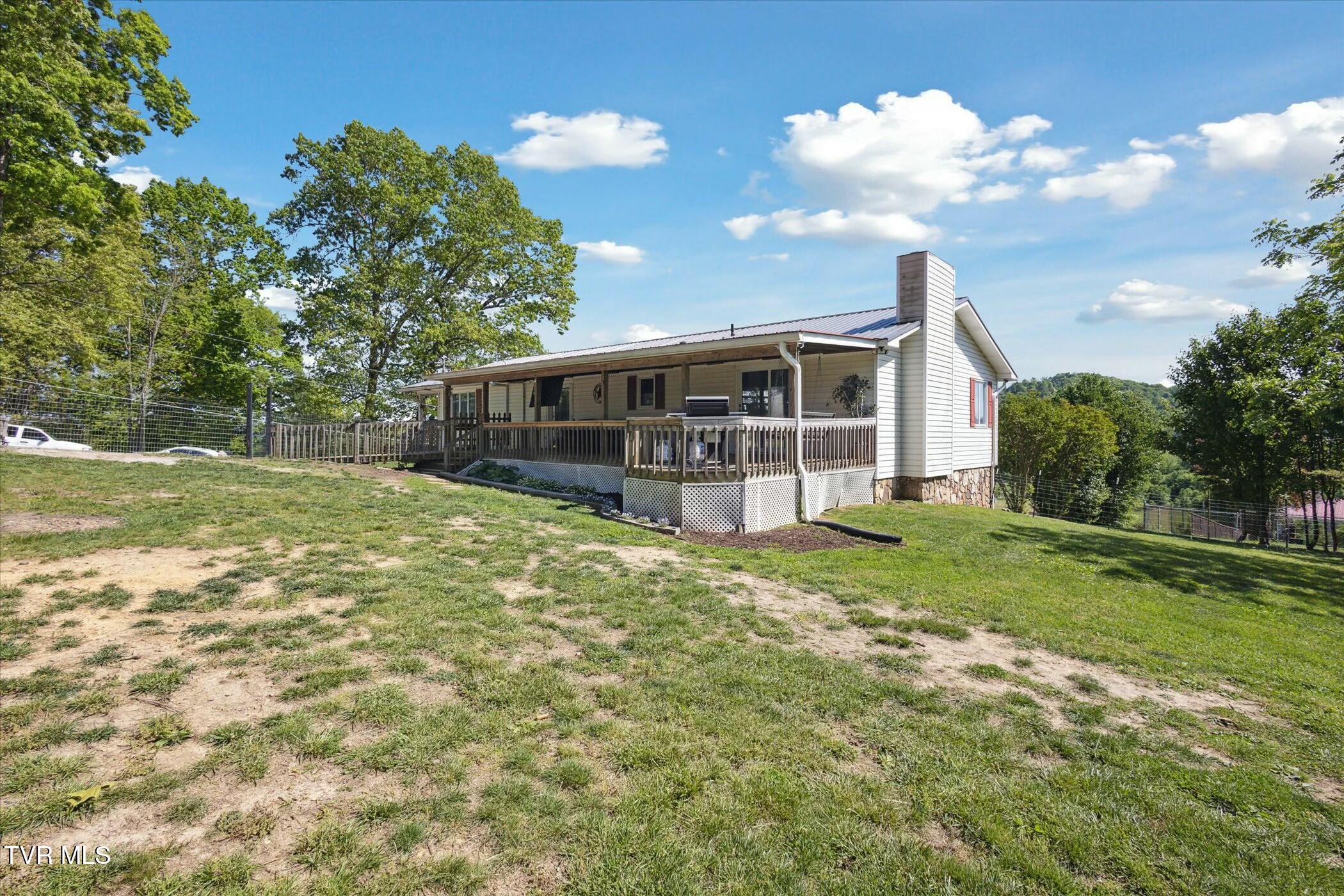 128 Harwood Road