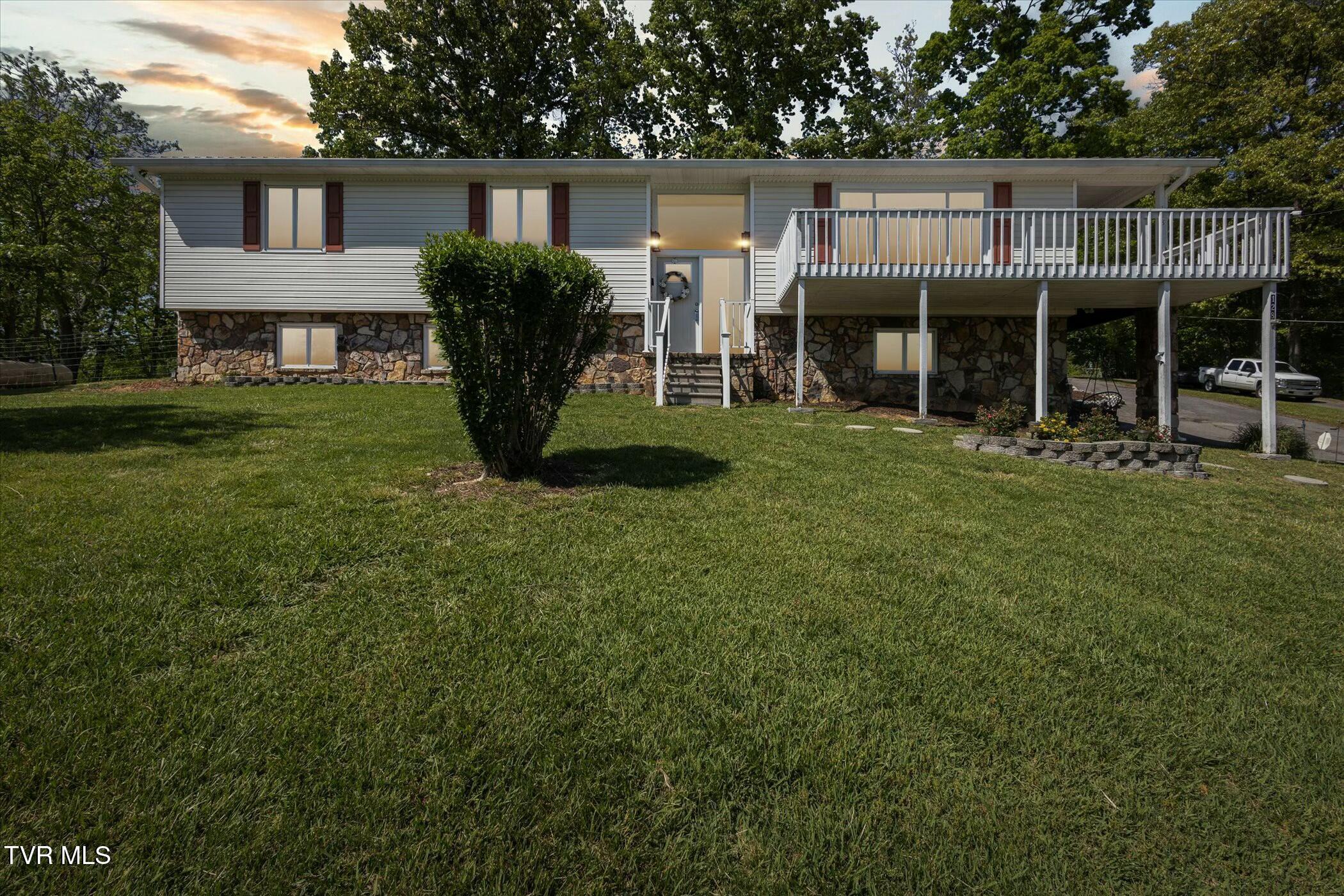 128 Harwood Road