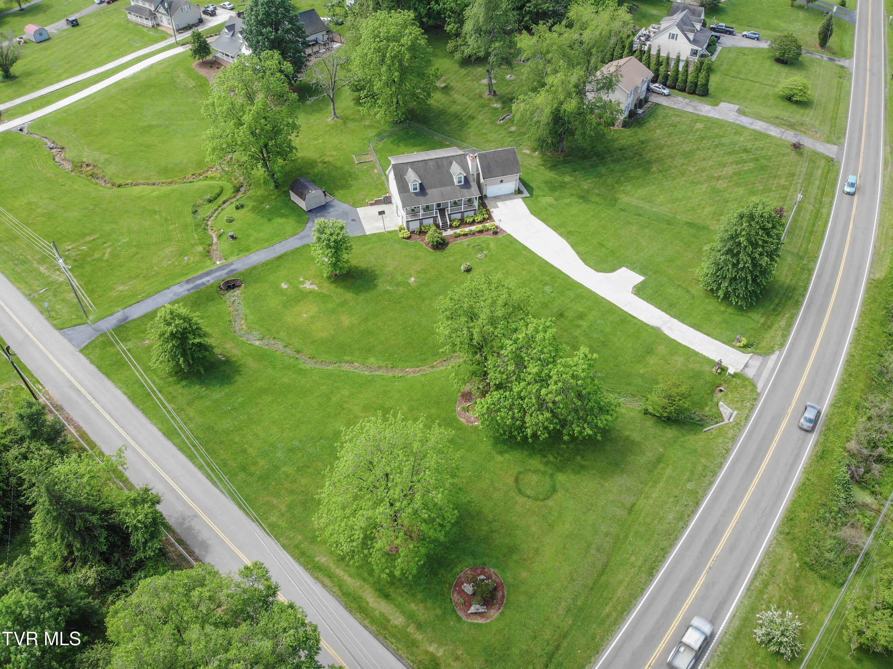 3493 Weaver Pike