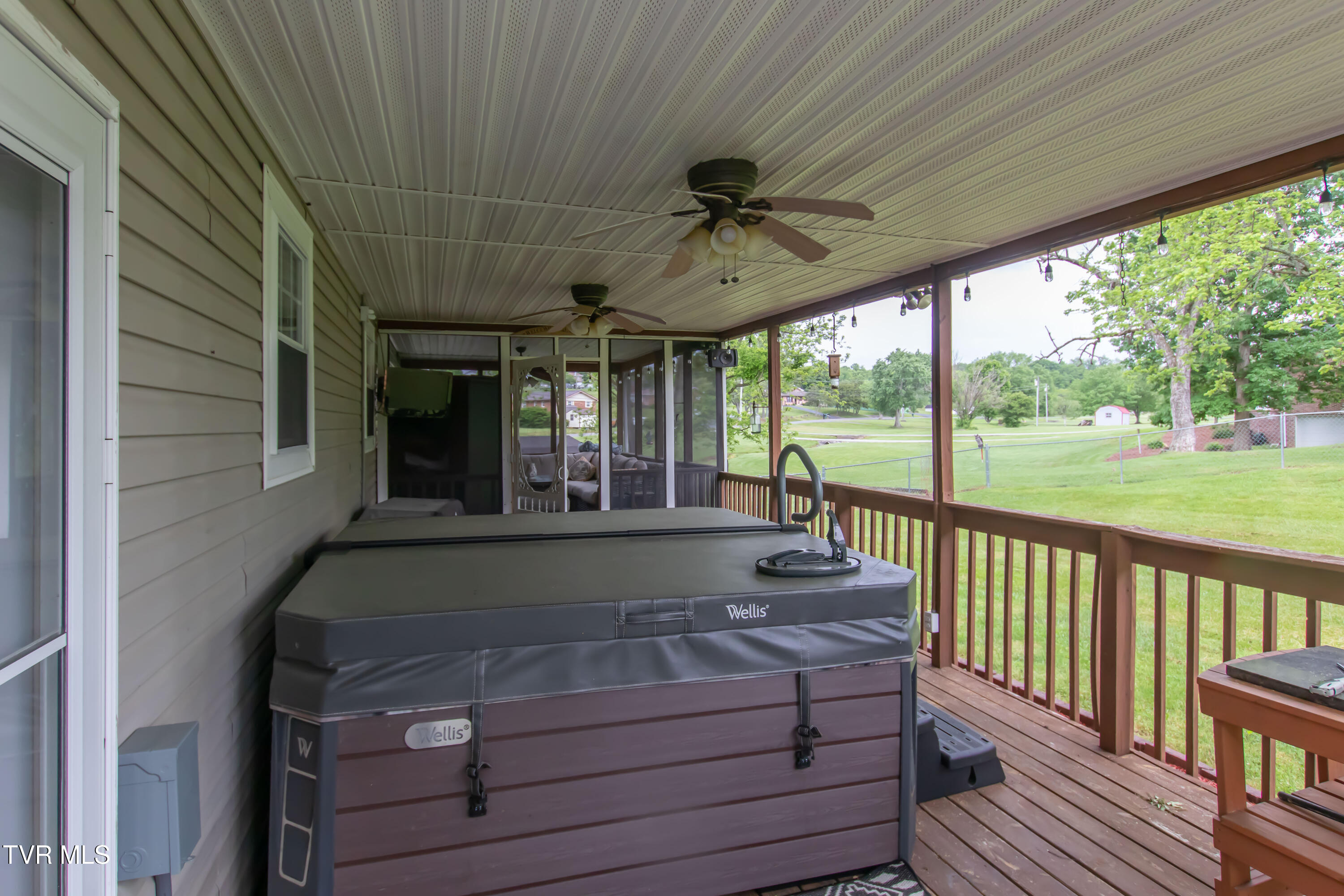 3493 Weaver Pike