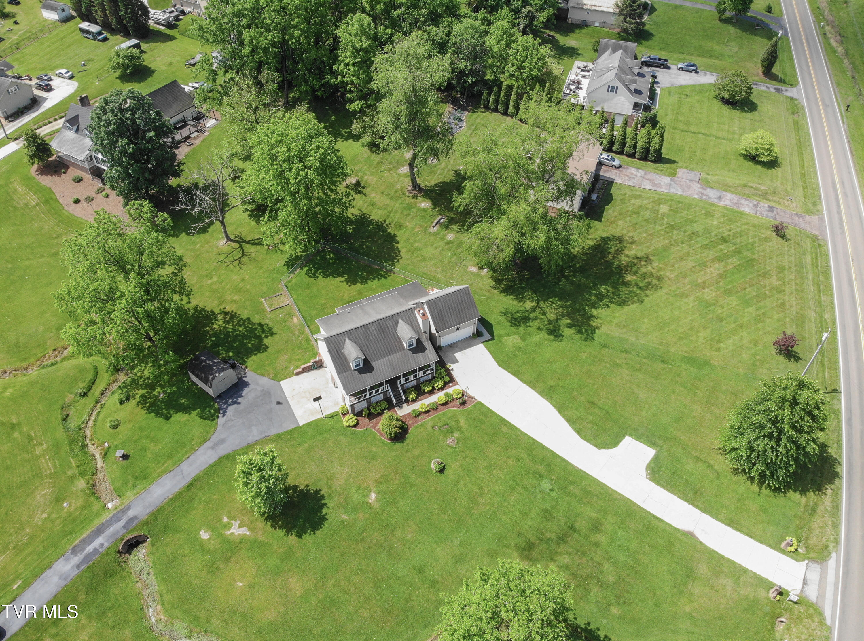 3493 Weaver Pike