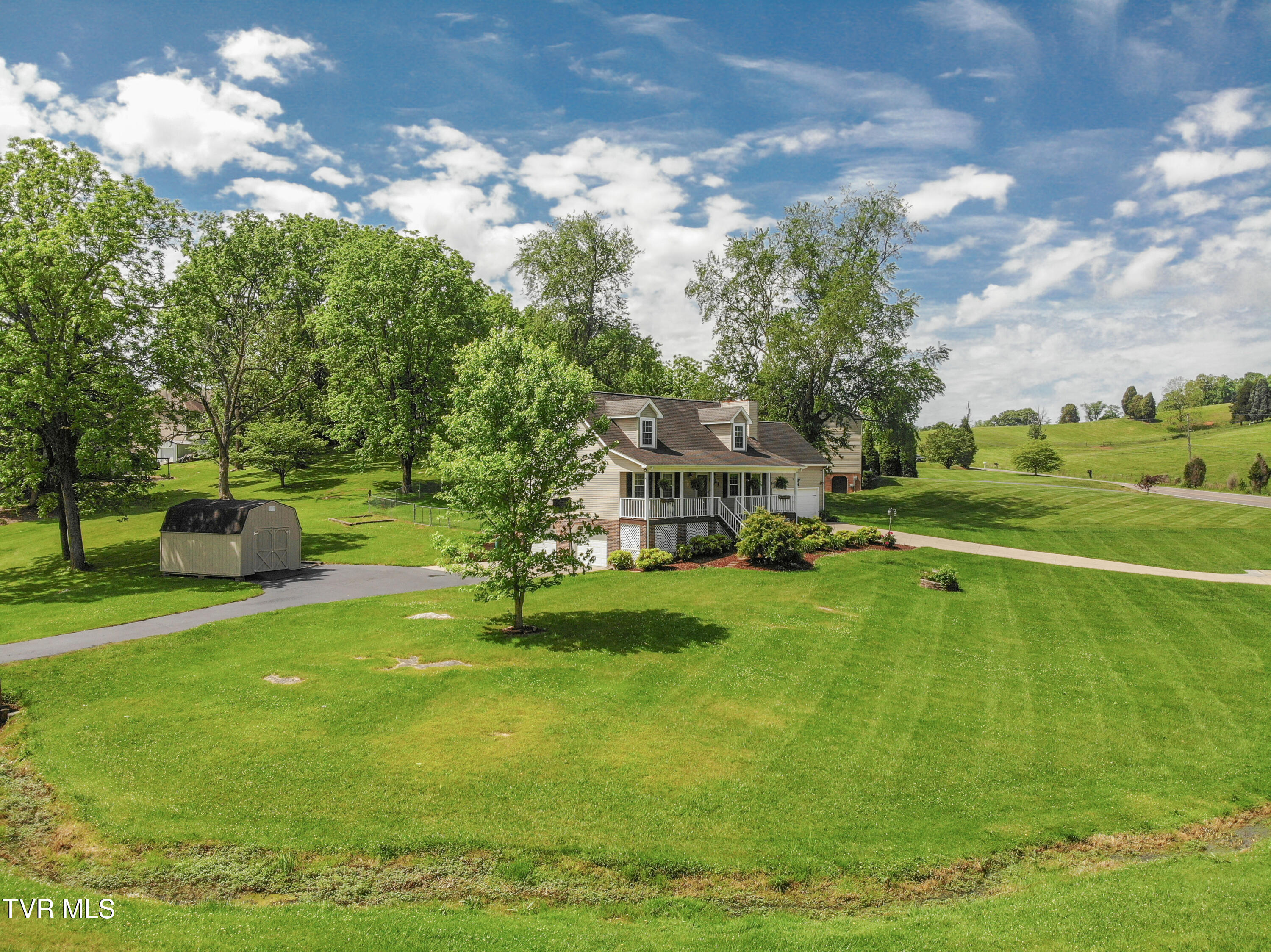 3493 Weaver Pike