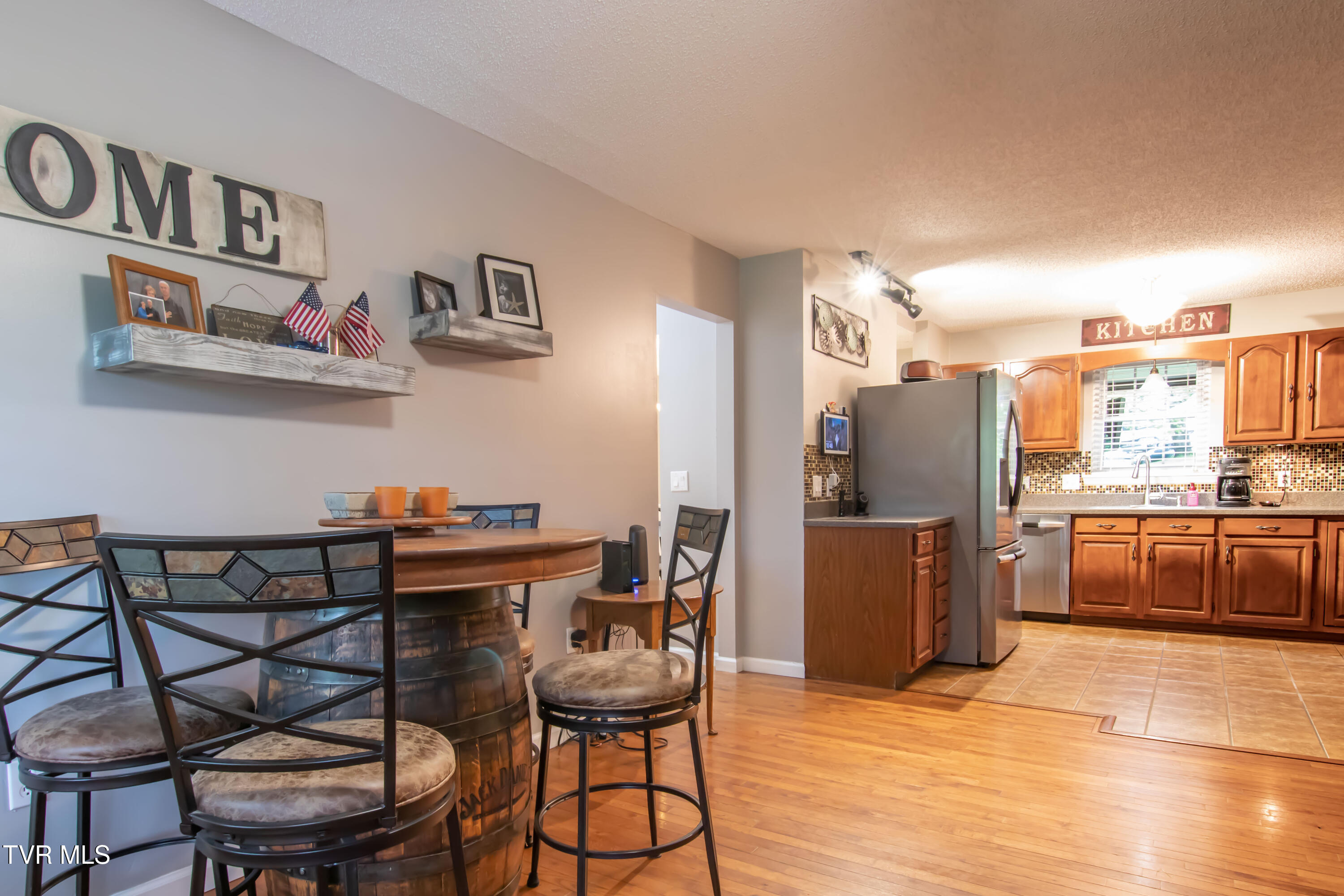 3493 Weaver Pike