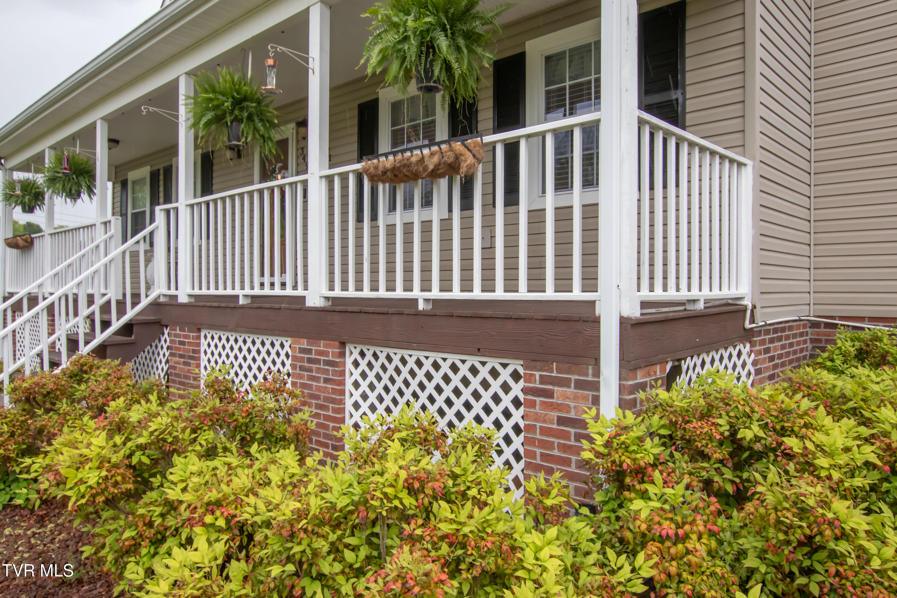 3493 Weaver Pike