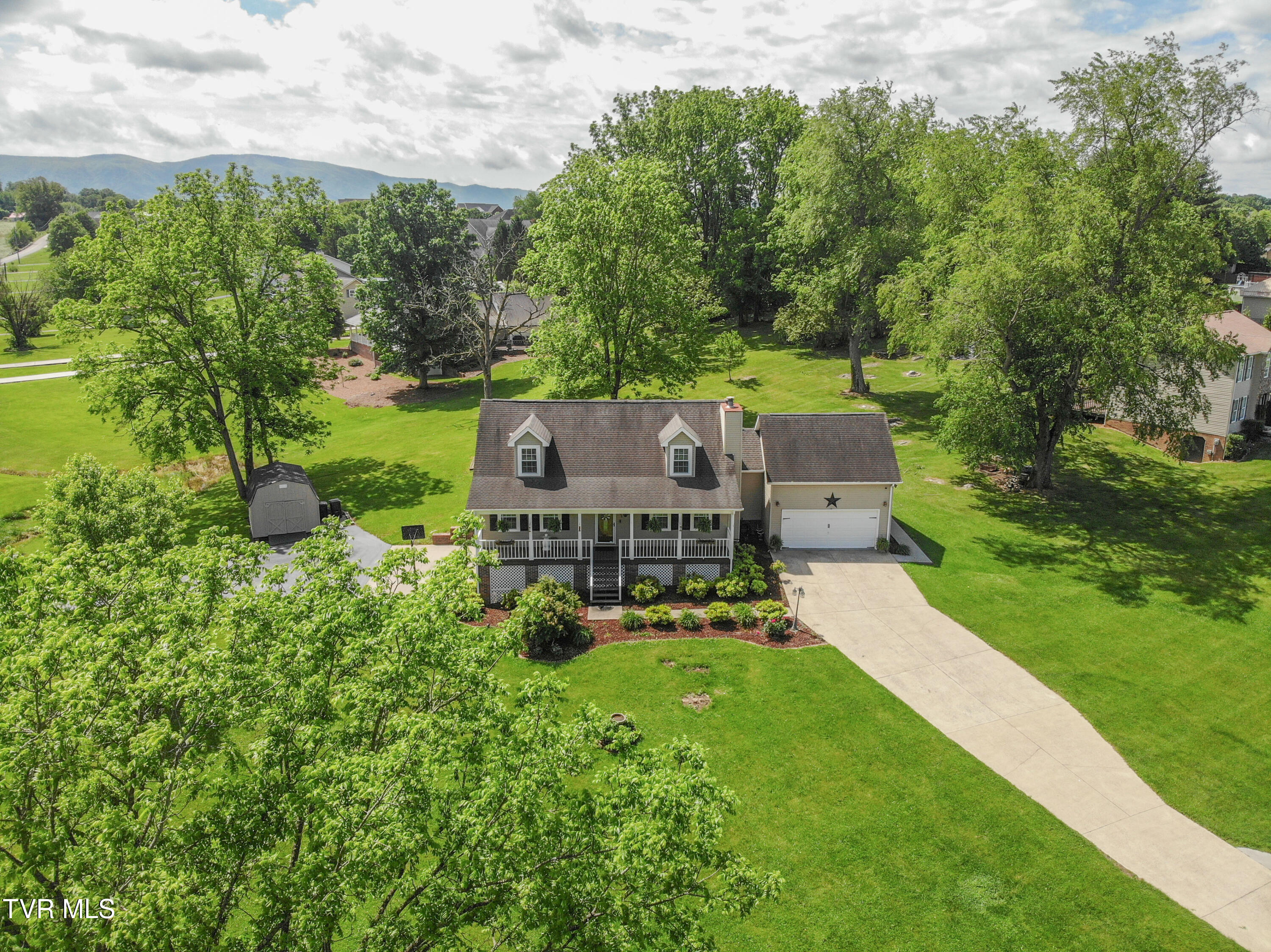 3493 Weaver Pike