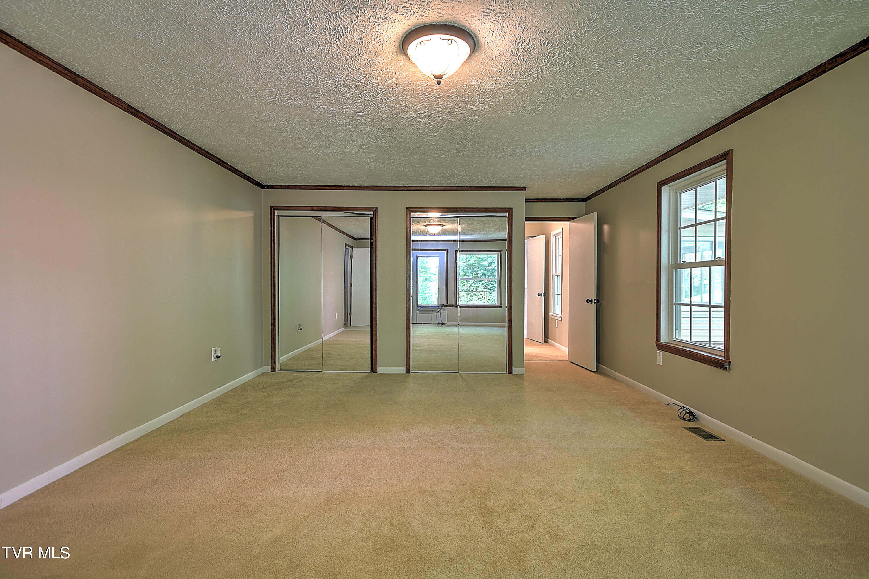 121 Hermitage Drive