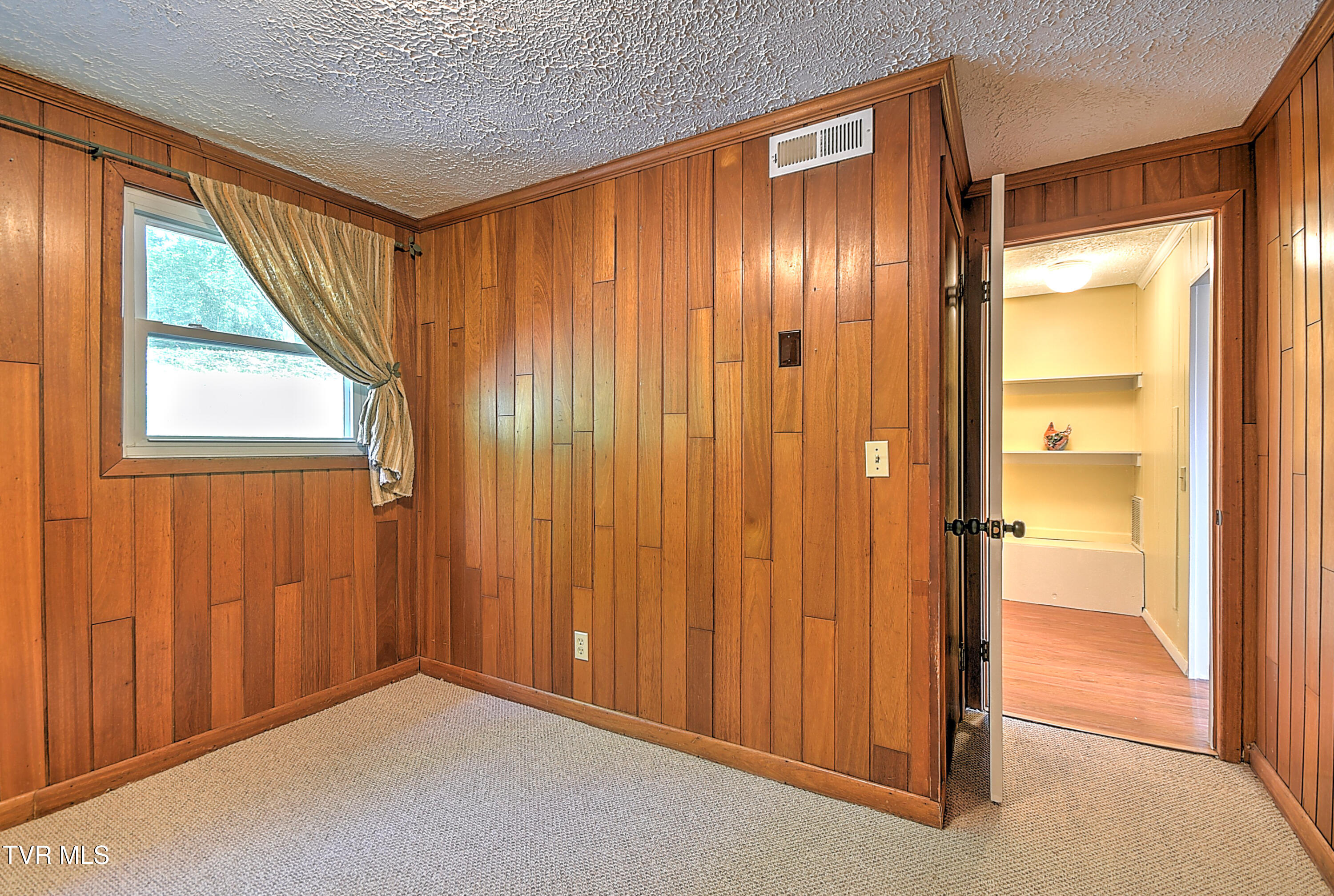 121 Hermitage Drive