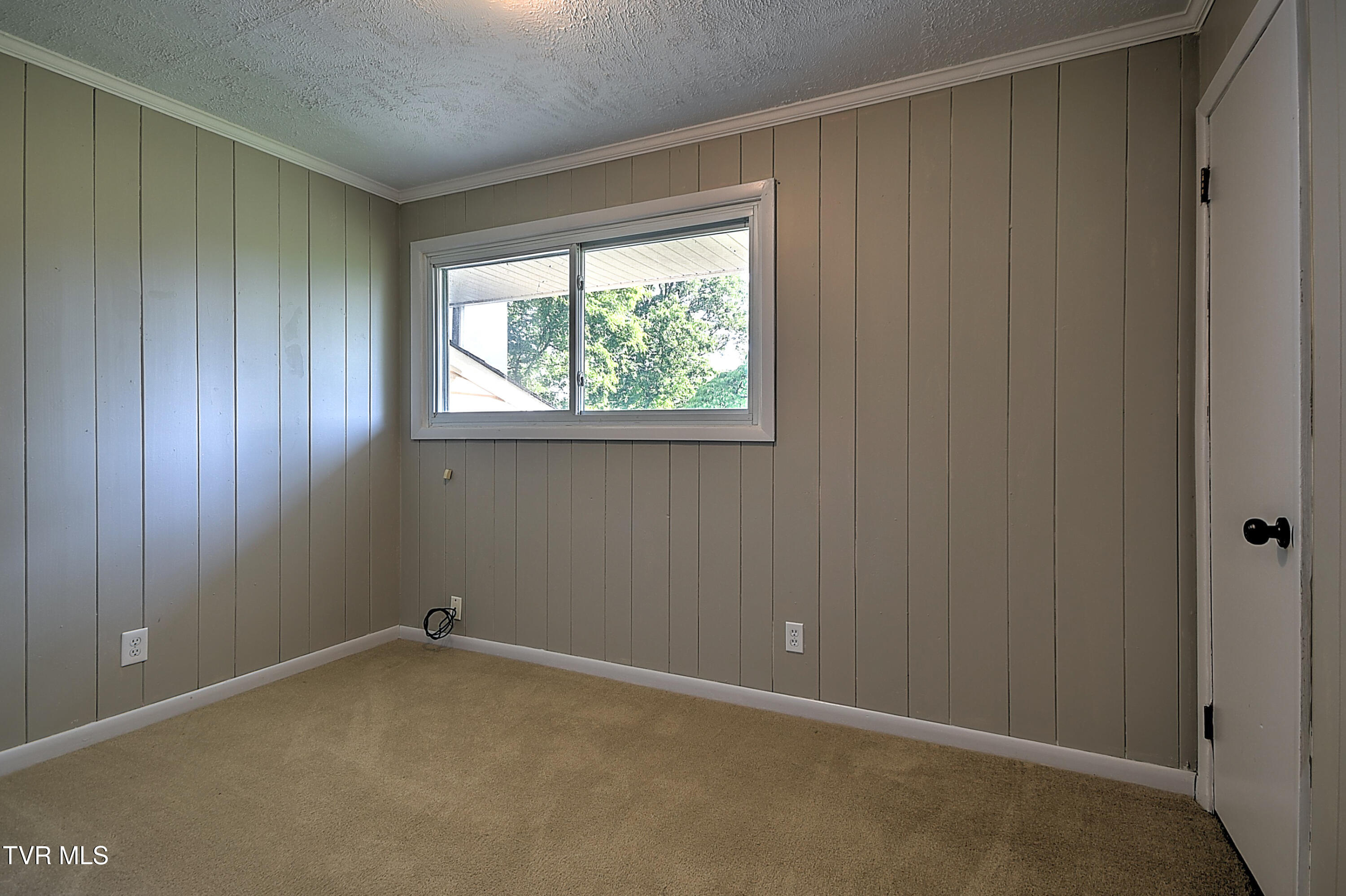 121 Hermitage Drive