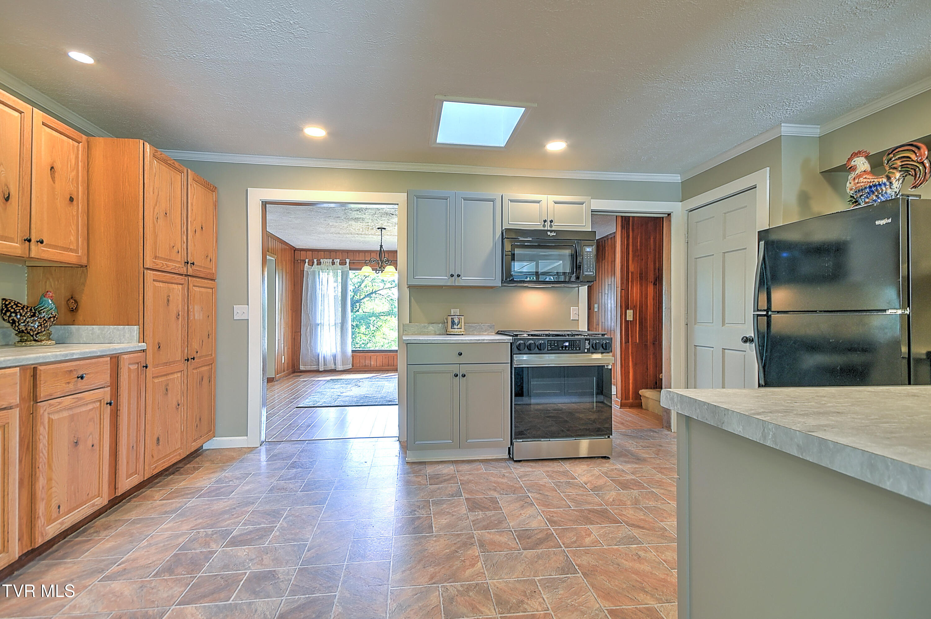 121 Hermitage Drive