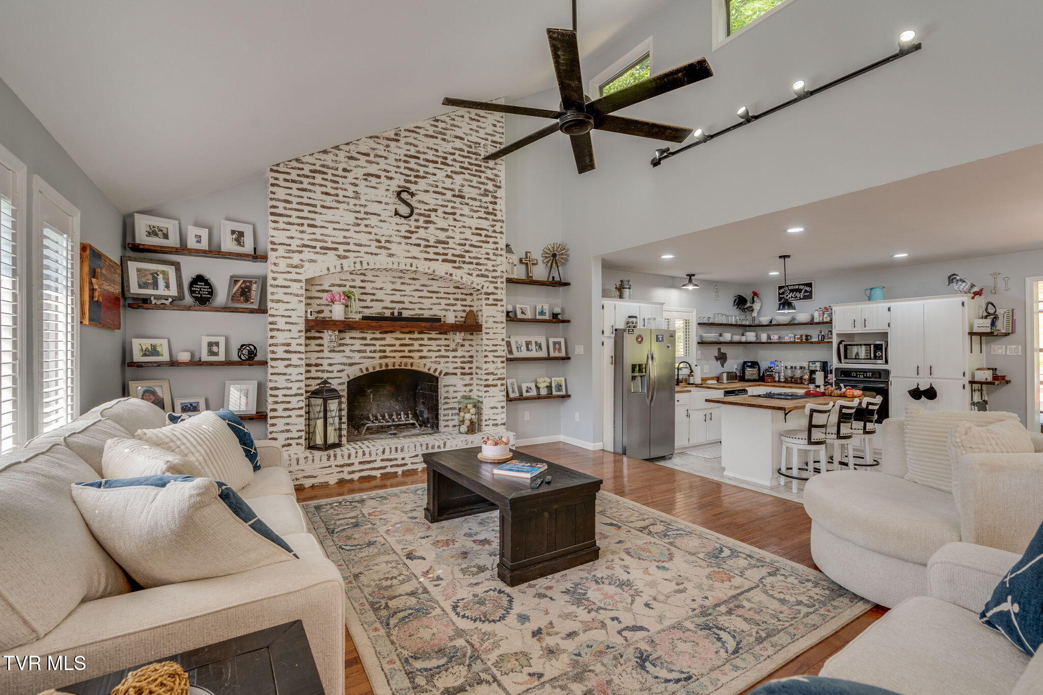 280 Possum Hollow Road