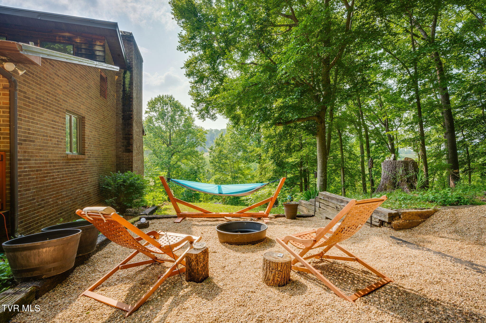 280 Possum Hollow Road