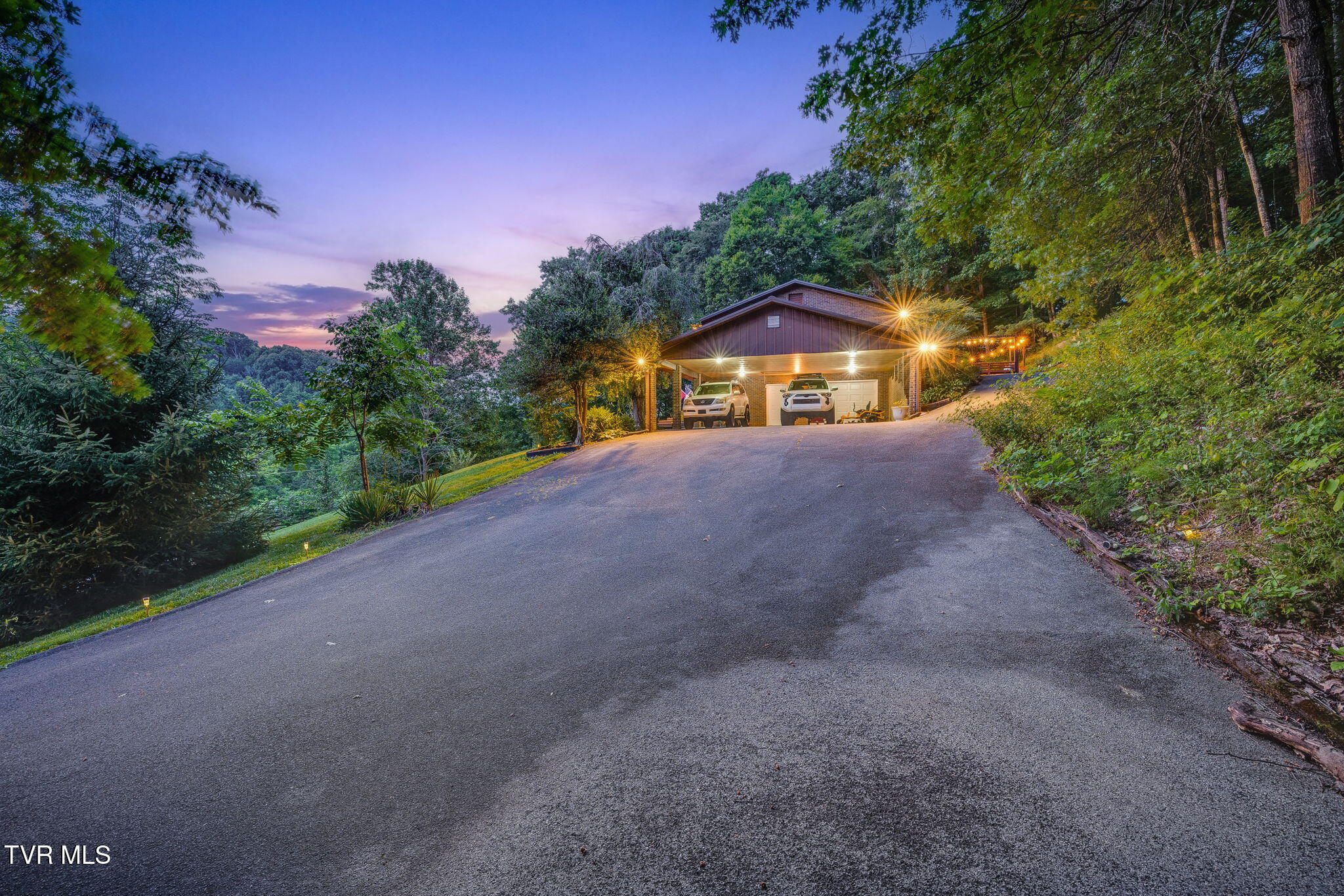 280 Possum Hollow Road