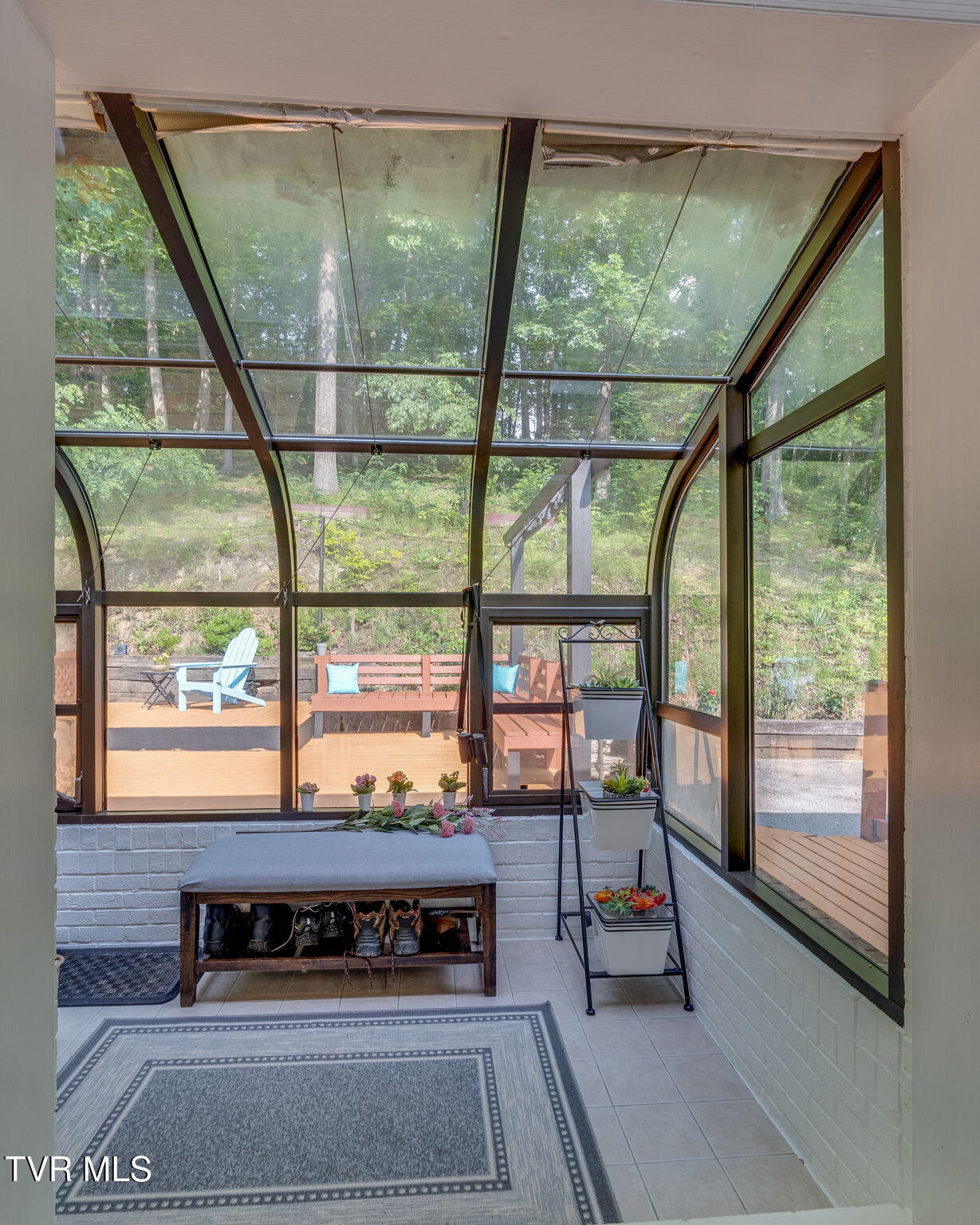 280 Possum Hollow Road