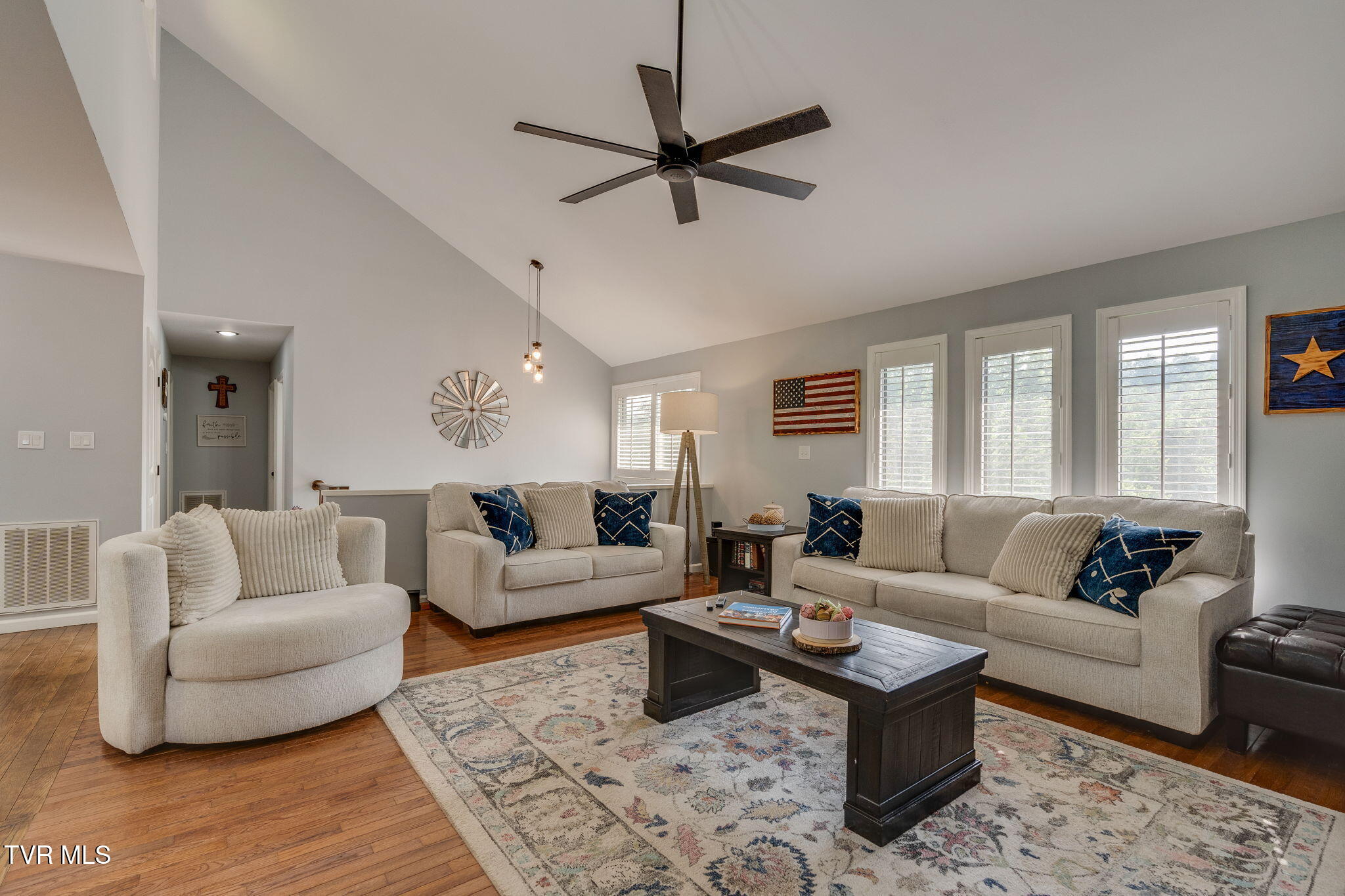 280 Possum Hollow Road