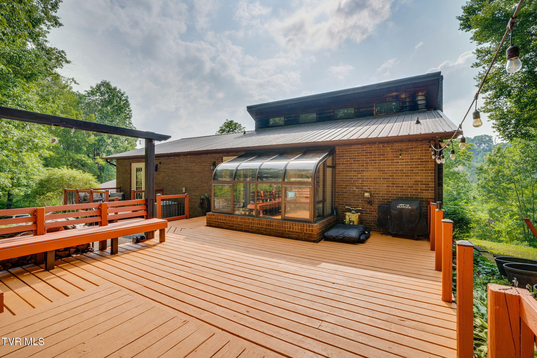 280 Possum Hollow Road