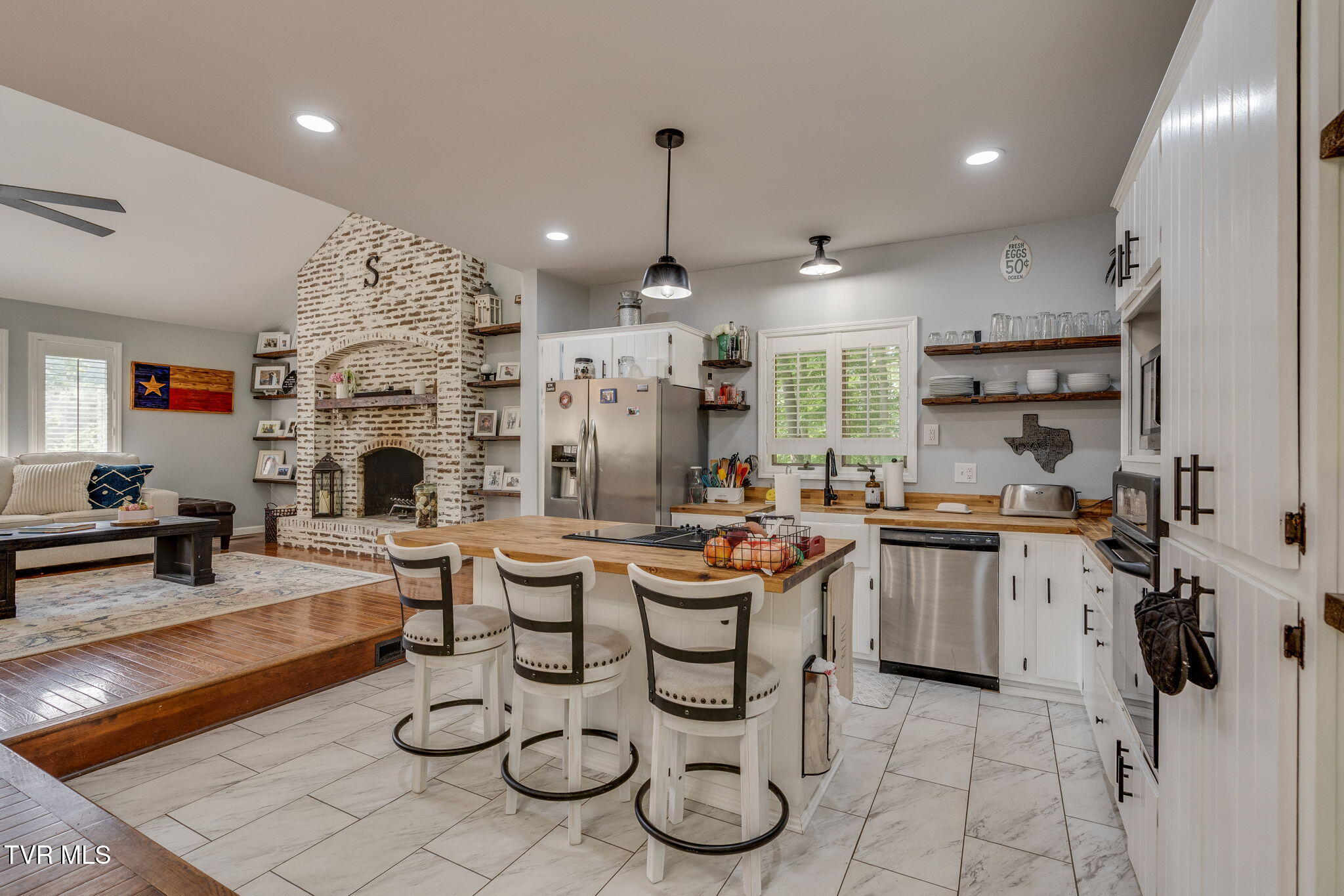 280 Possum Hollow Road