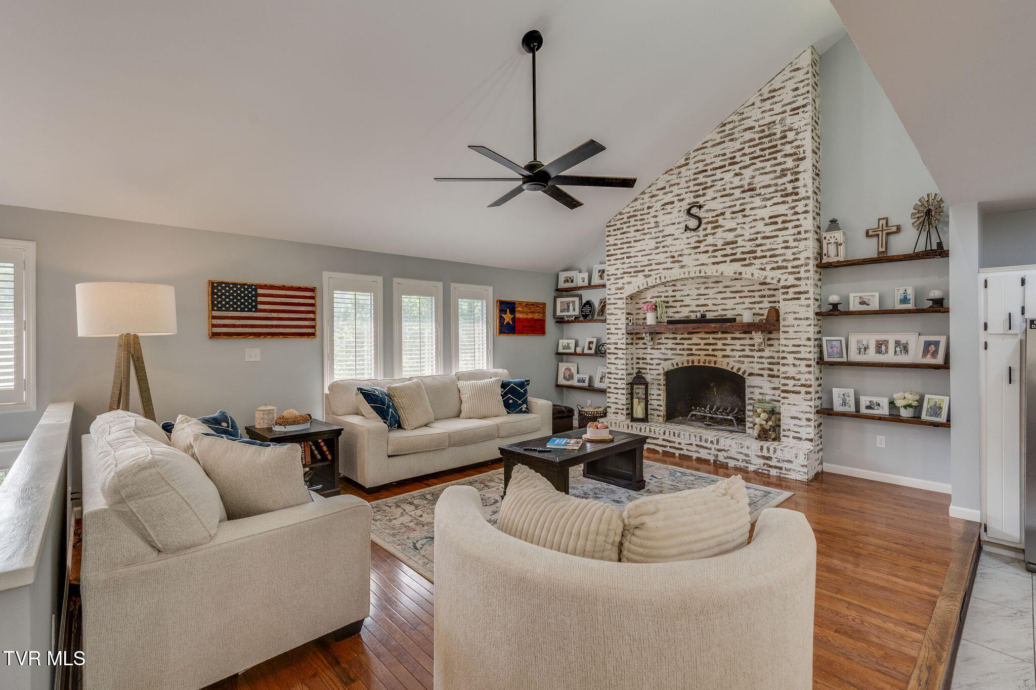 280 Possum Hollow Road