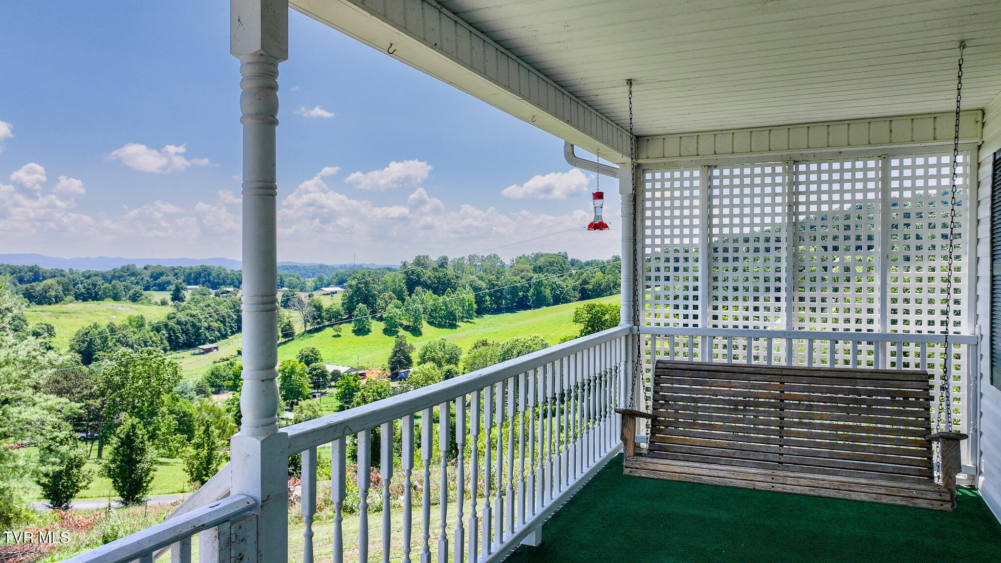 124 Maple Crest Circle