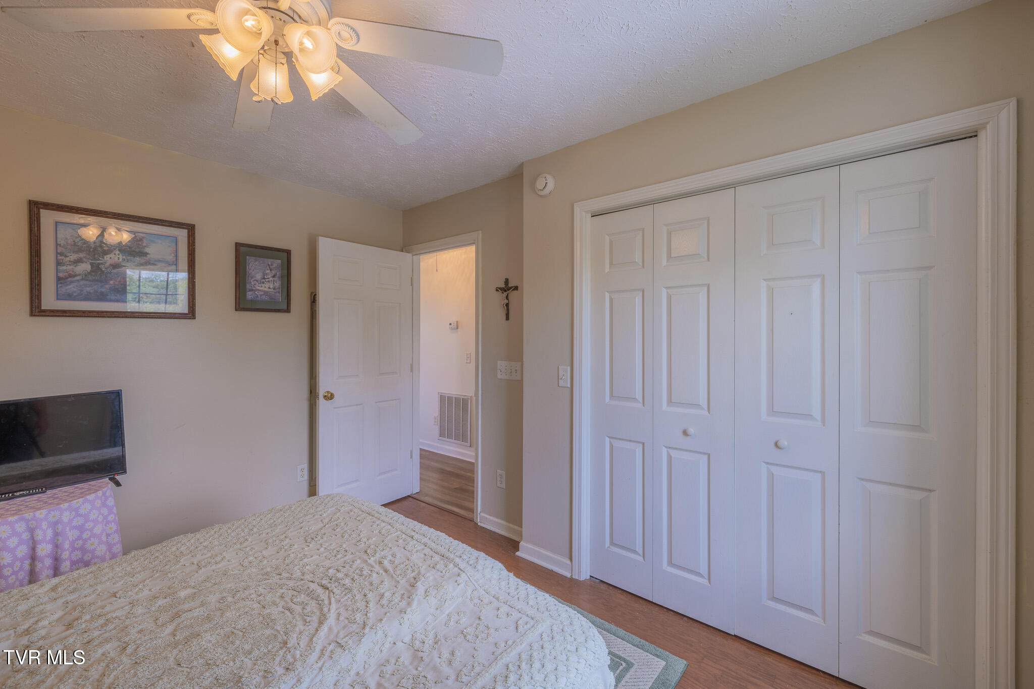 124 Maple Crest Circle