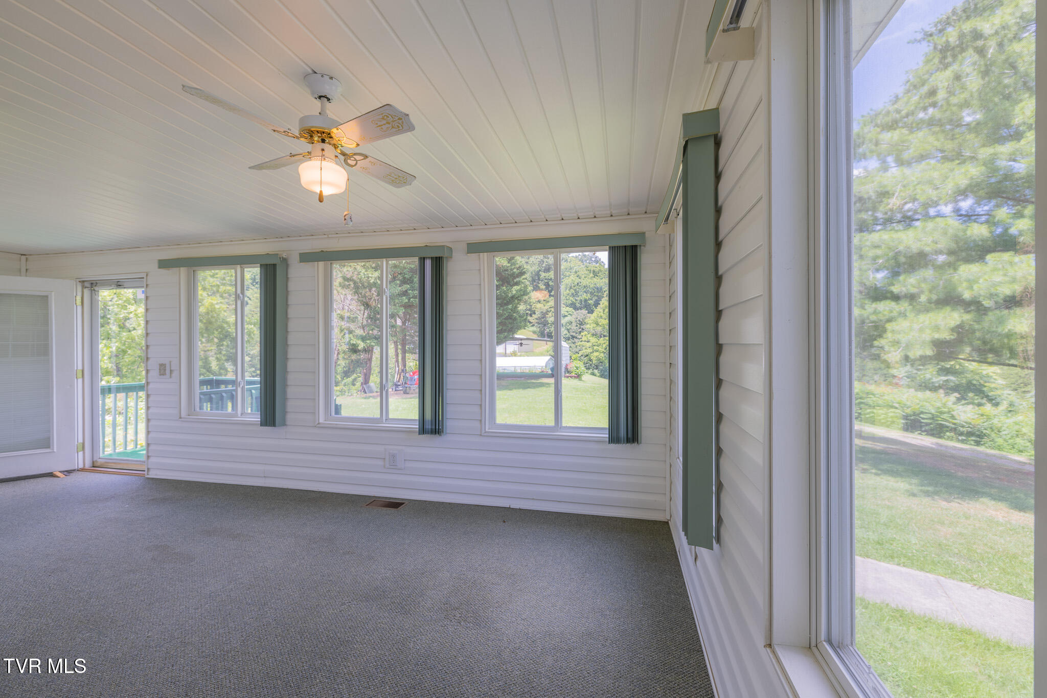 124 Maple Crest Circle
