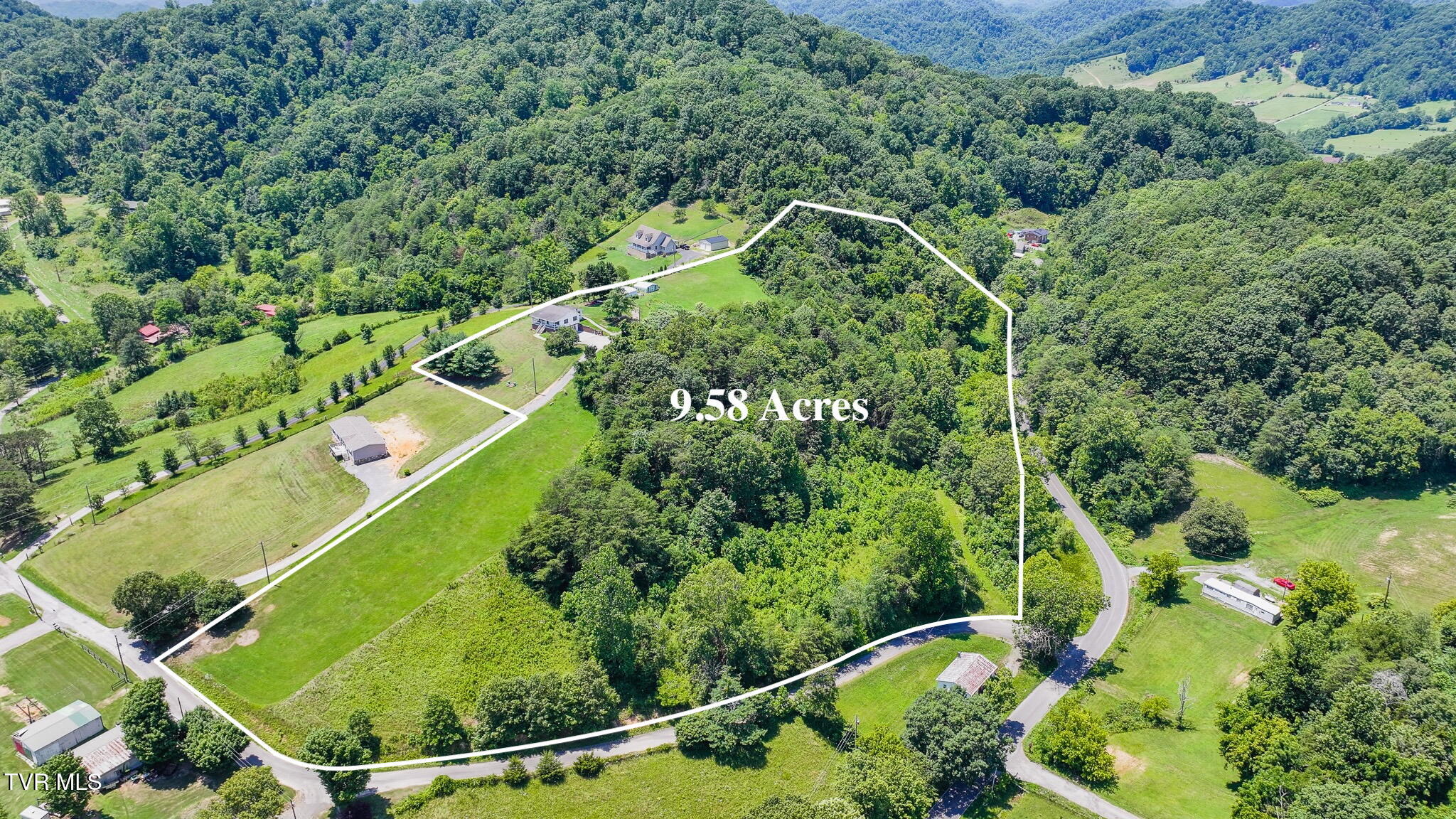 124 Maple Crest Circle