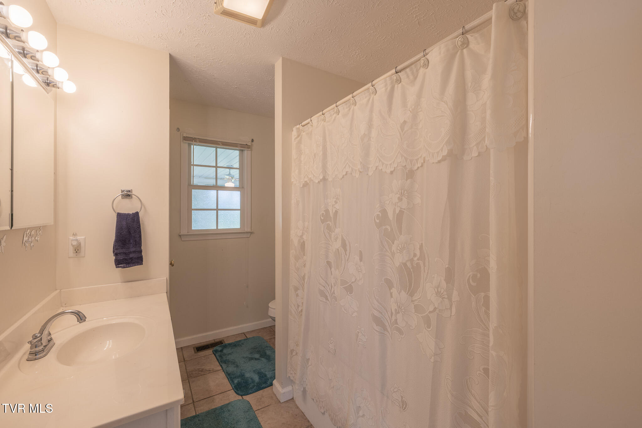 124 Maple Crest Circle