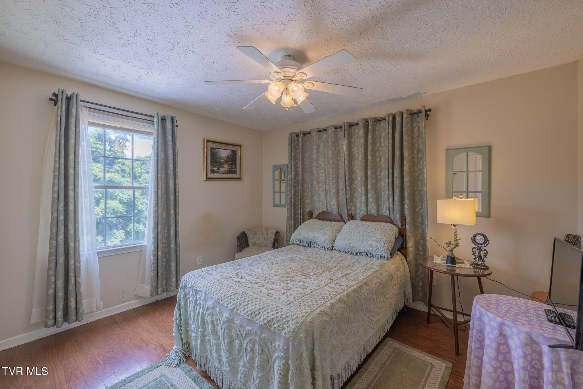 124 Maple Crest Circle