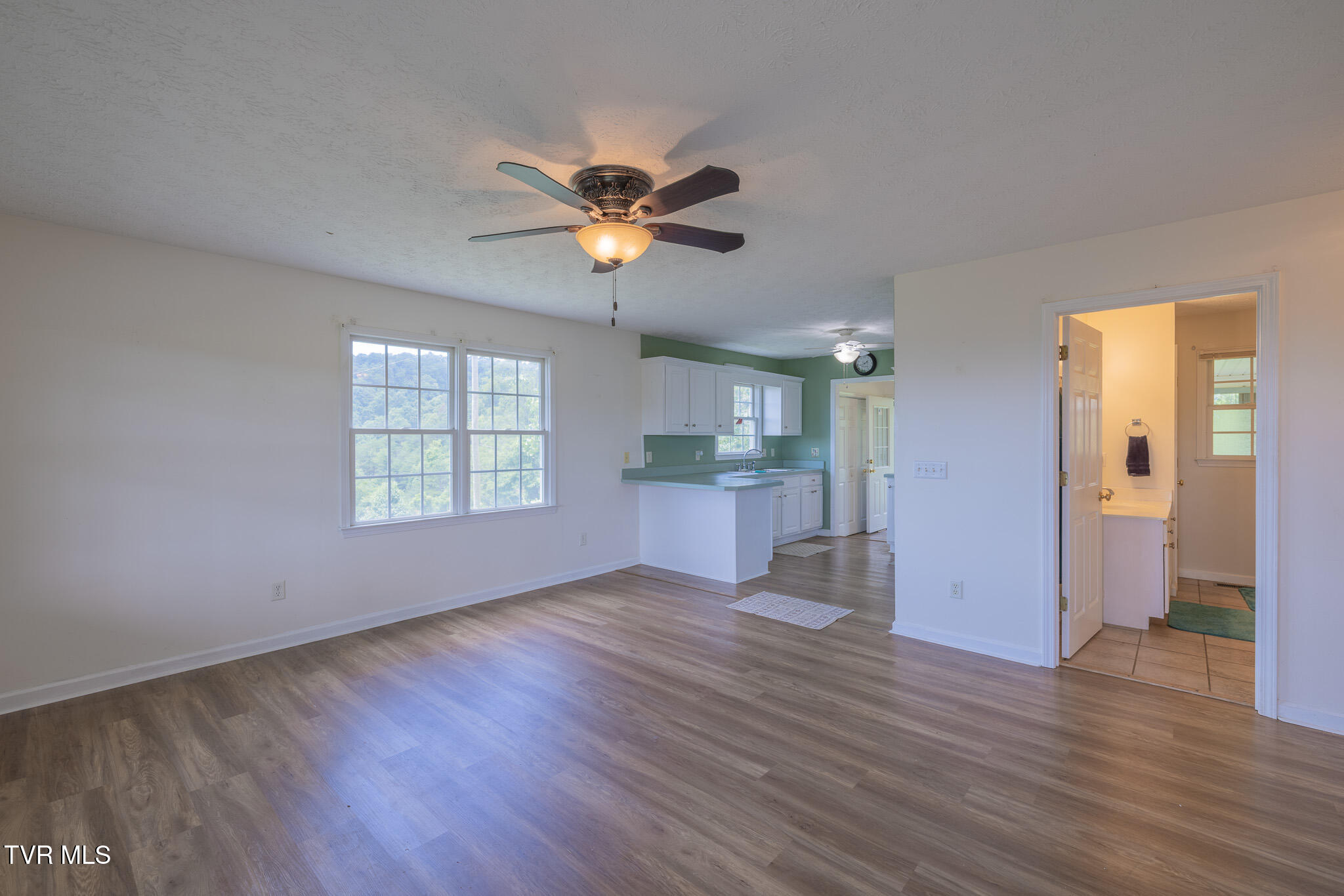 124 Maple Crest Circle