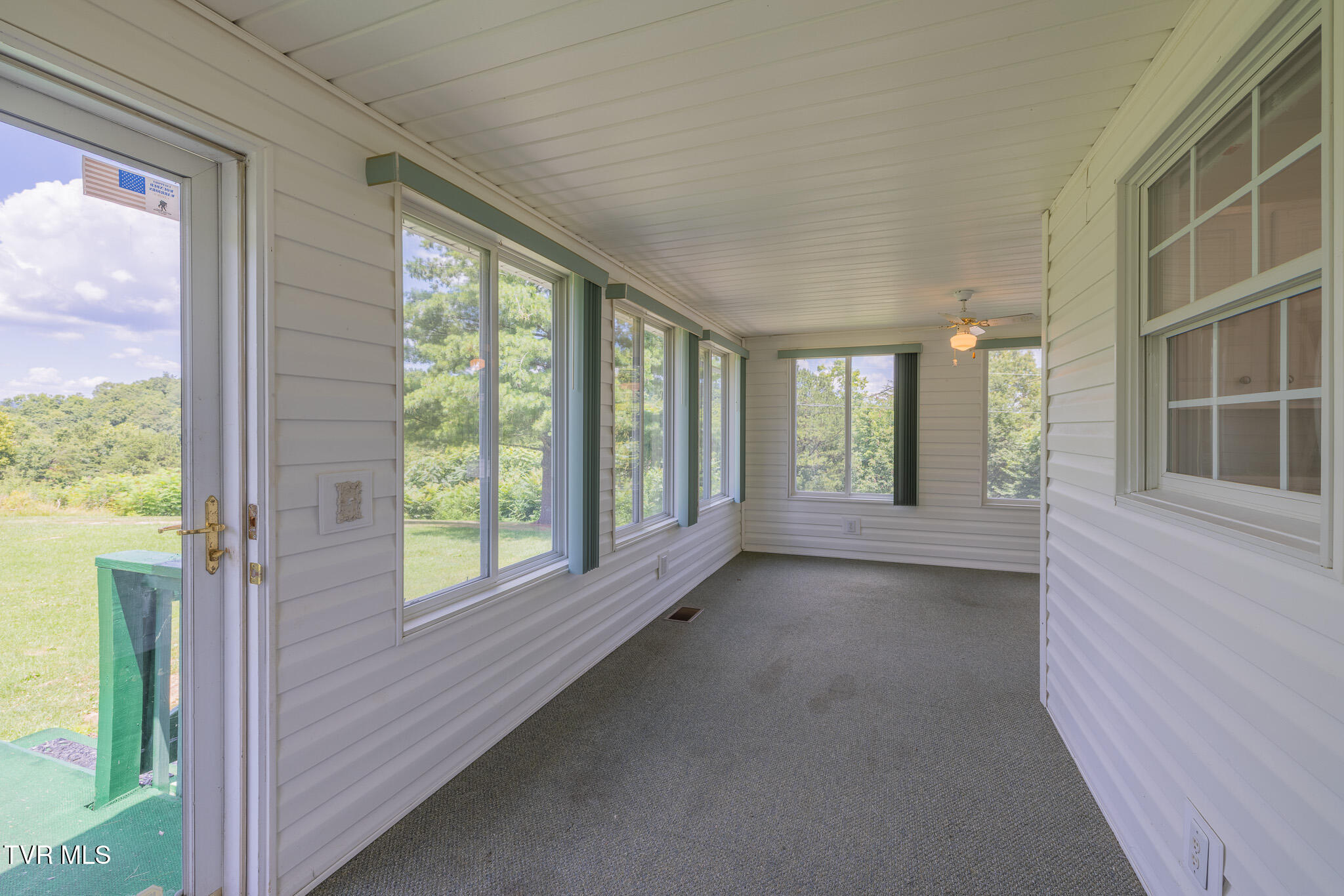 124 Maple Crest Circle