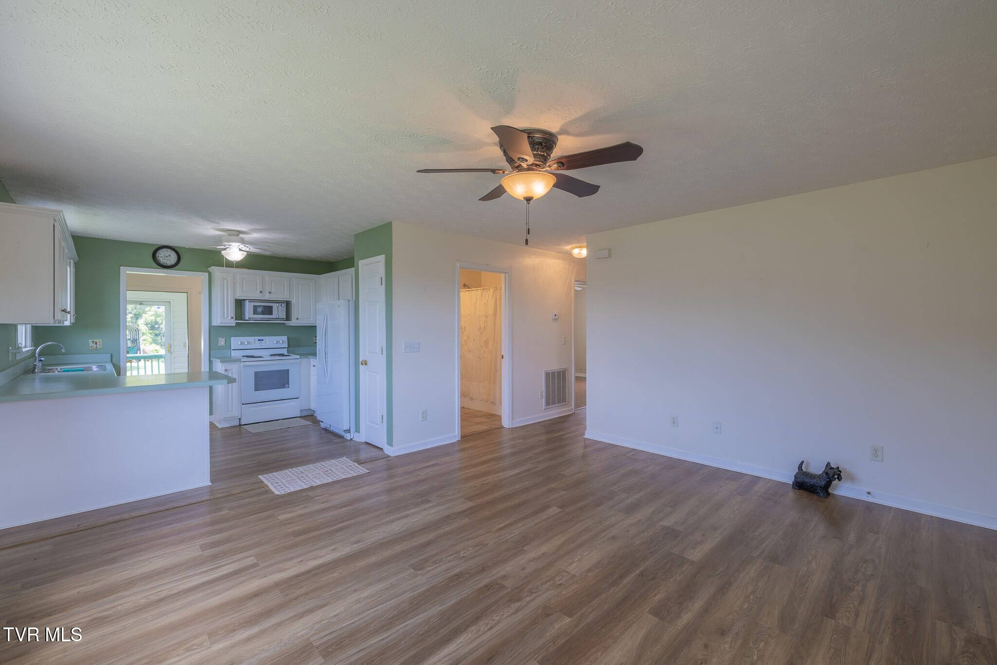 124 Maple Crest Circle