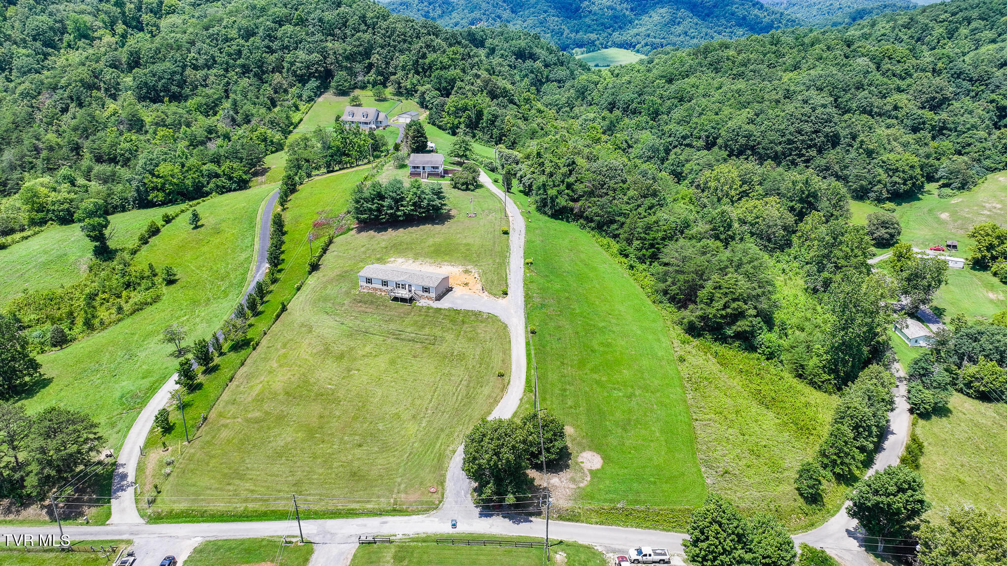 124 Maple Crest Circle