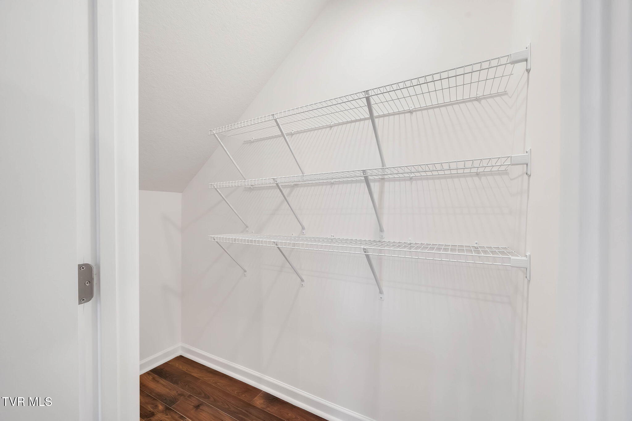 1146 Aspen Terrace