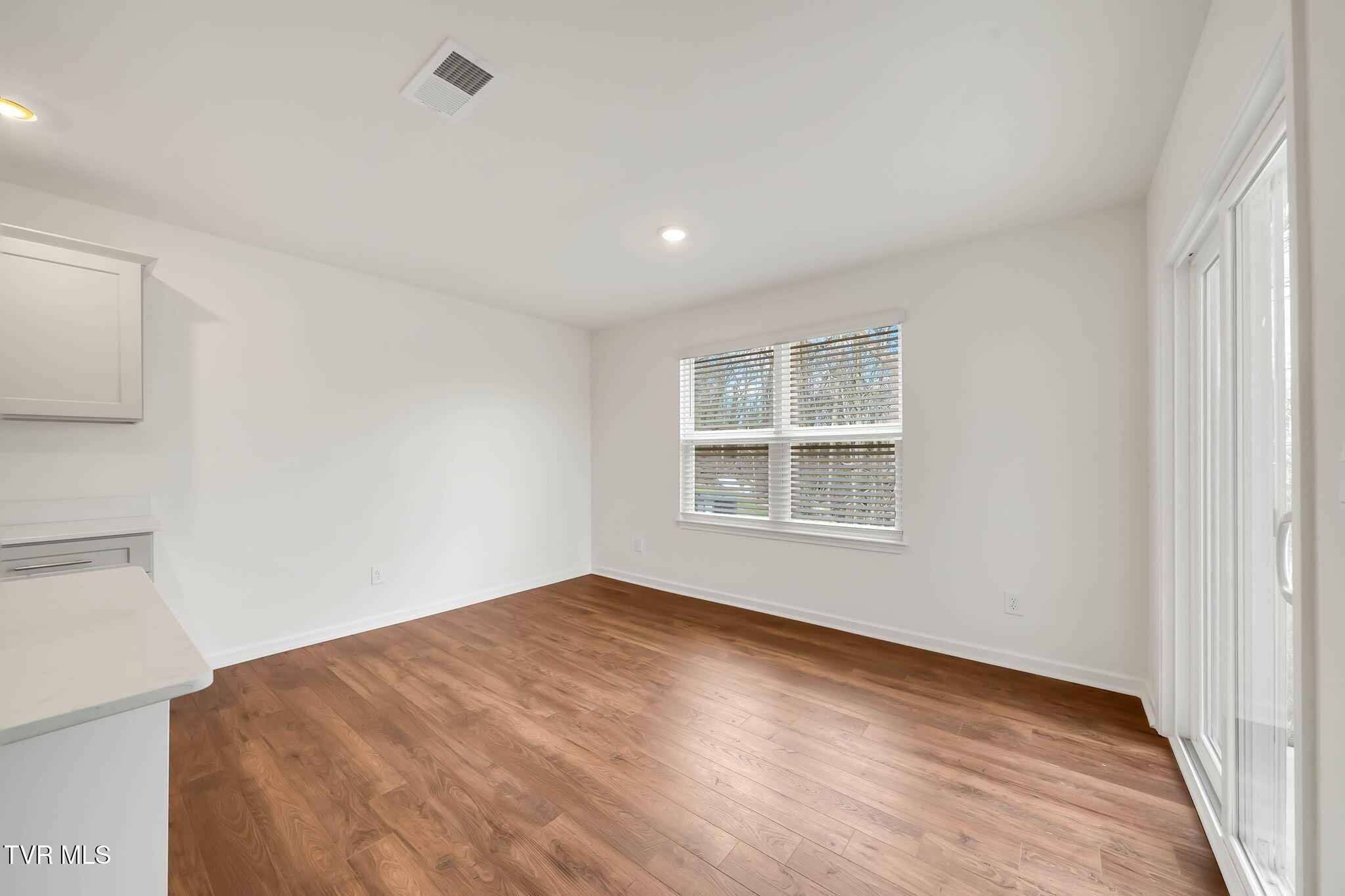 1146 Aspen Terrace