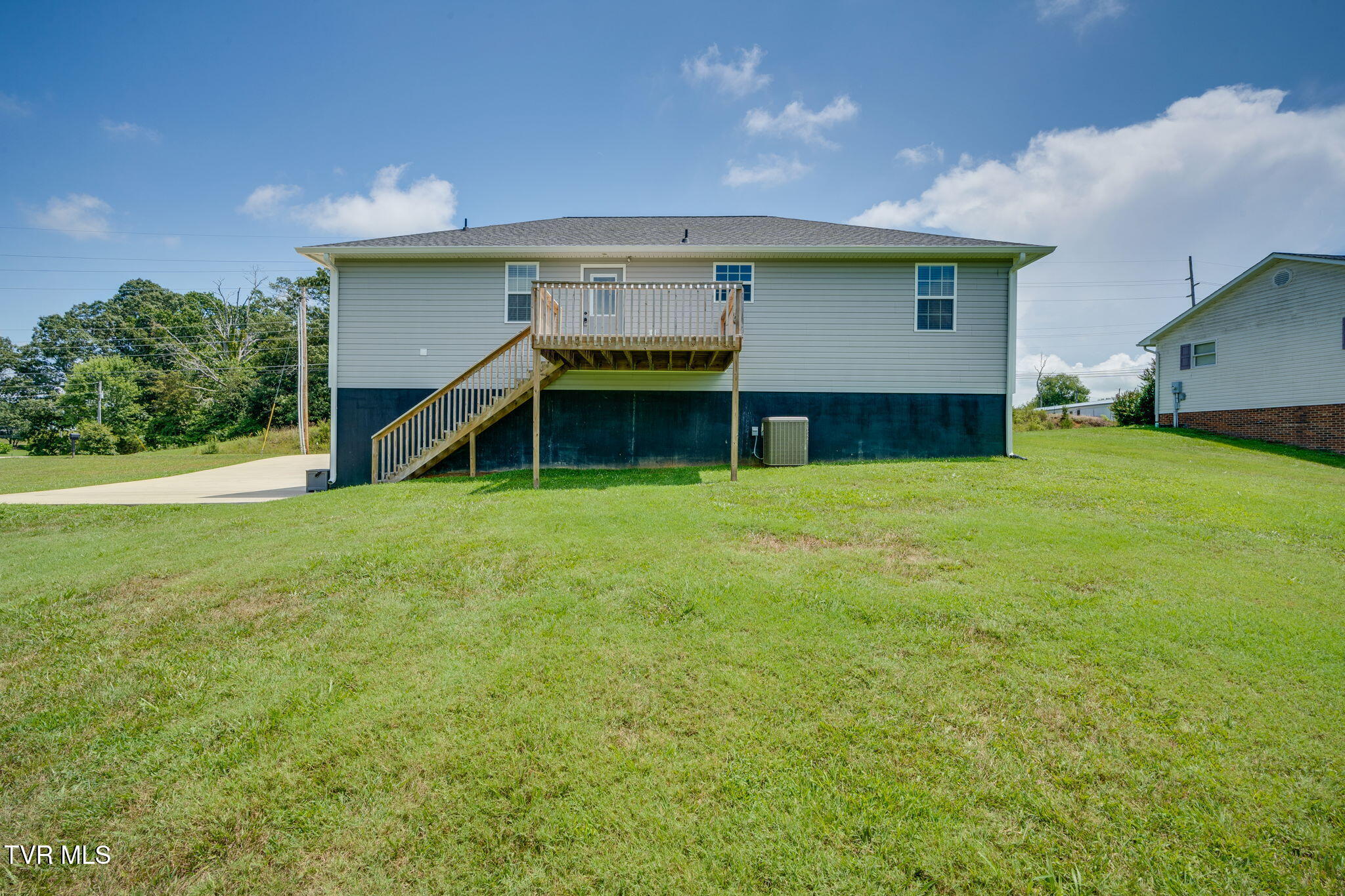 6245 Snapps Ferry Road