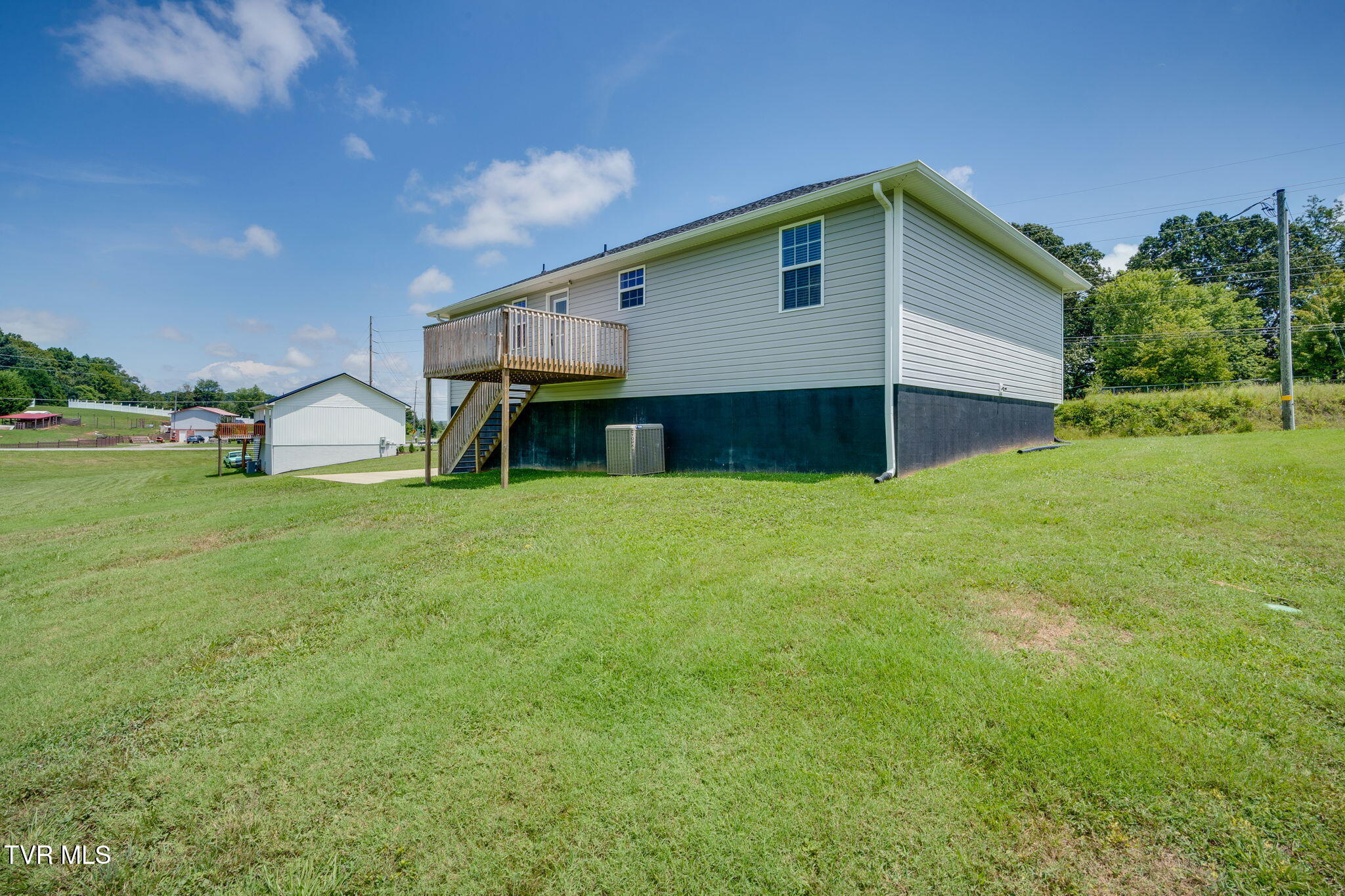 6245 Snapps Ferry Road