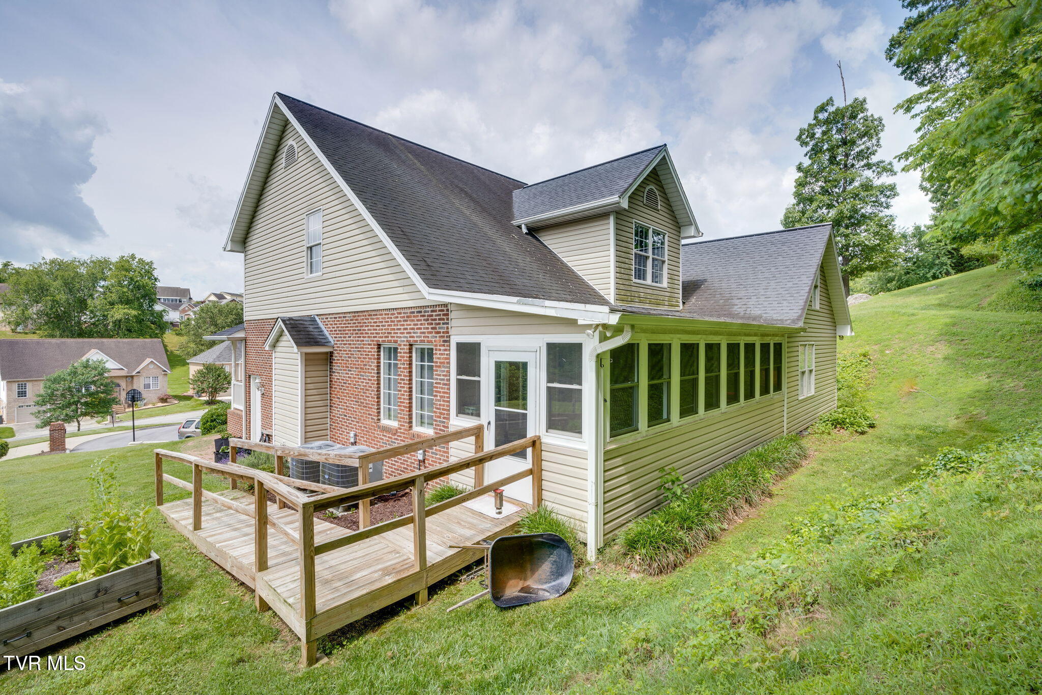 4402 Pickwick Court